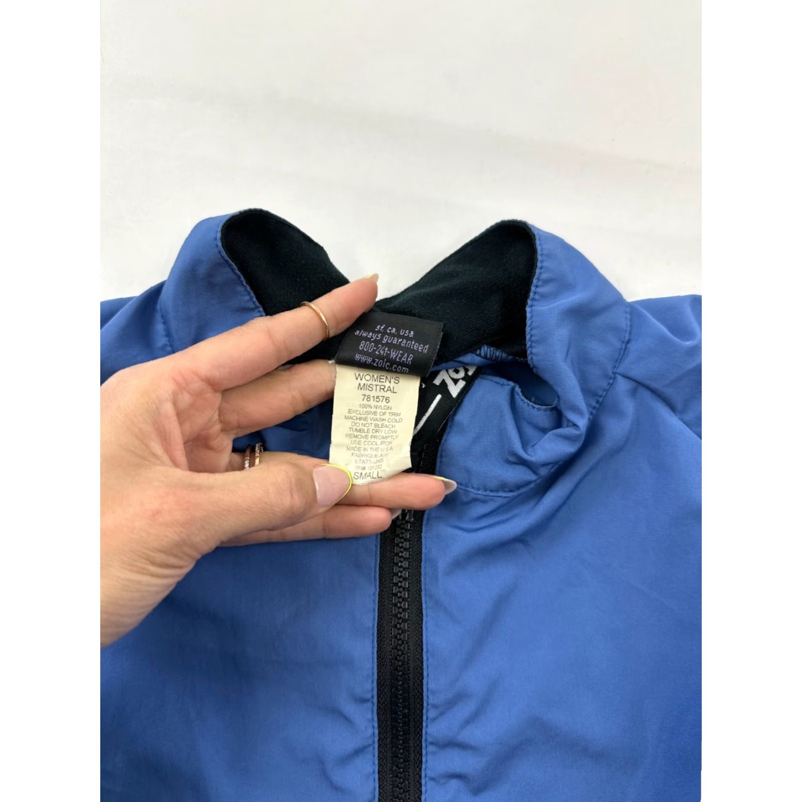 Vintage ZOIC Jacket Womens Small Blue Black Nylon Windbreaker Running Long Sleeve Zip-Up Size S / US 4 / IT 40 - 5 Thumbnail