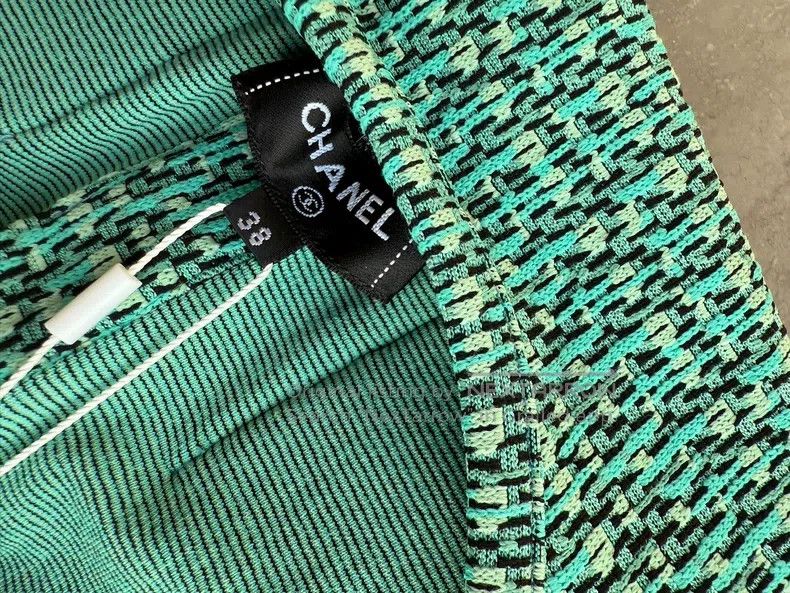 Chanel Chanel Green swimsuit Size 25" / US 0 / IT 36 - 4 Thumbnail