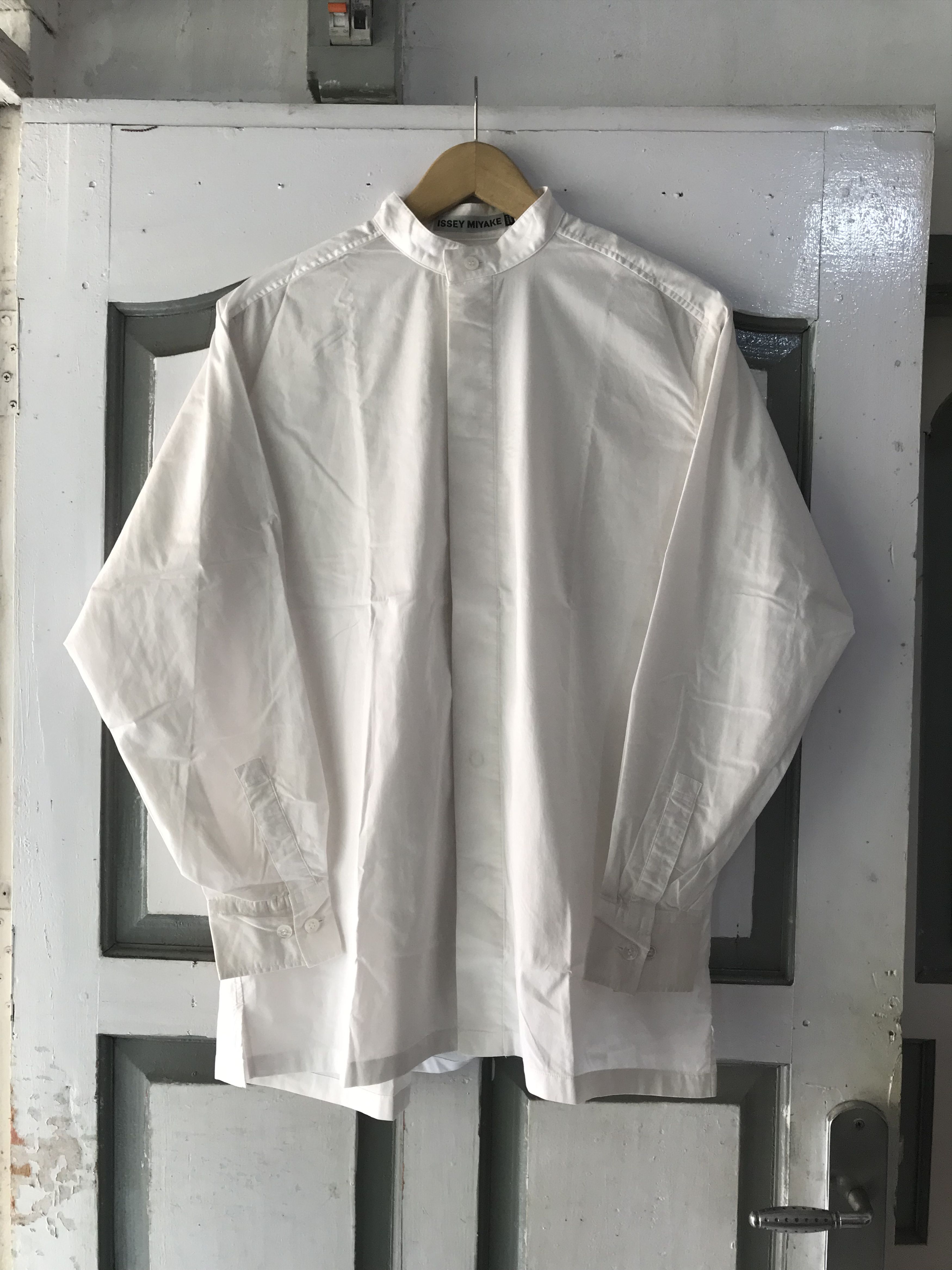 Issey Miyake Issey Miyake White Shirts Size US L / EU 52-54 / 3 - 1 Thumbnail
