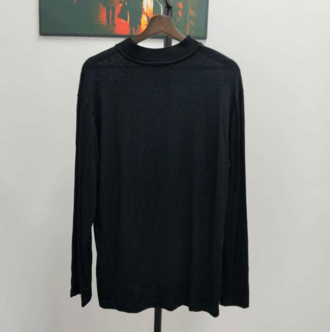 Louis Vuitton Louis Vuitton Long Sleeve T-shirt 3L EU Size US L / EU 52-54 / 3 - 2 Thumbnail