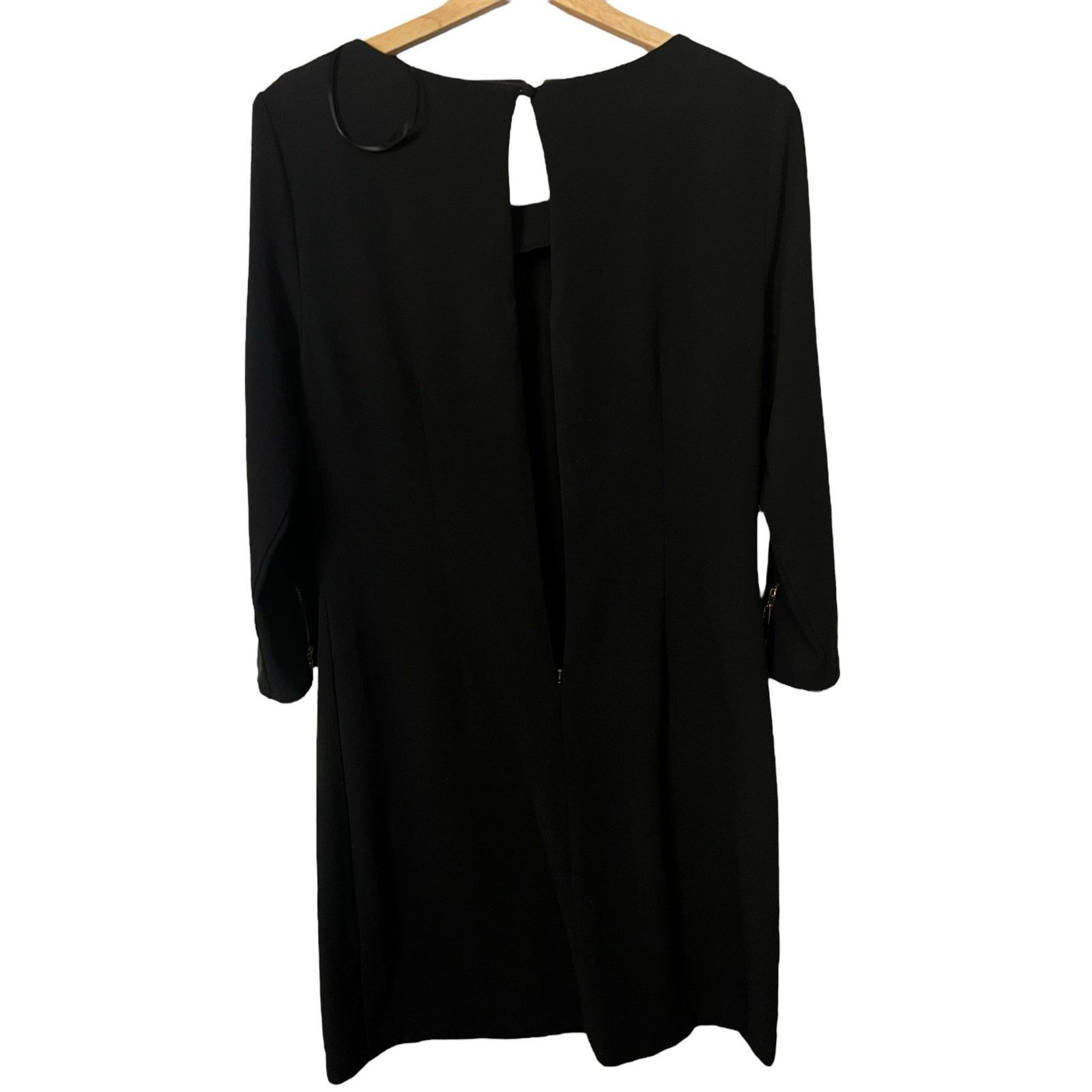 Laundry by Shelli Segal Laundry by Shelli Segal Black Midi Dress with Zipper Size 10 Size L / US 10 / IT 46 - 8 Thumbnail