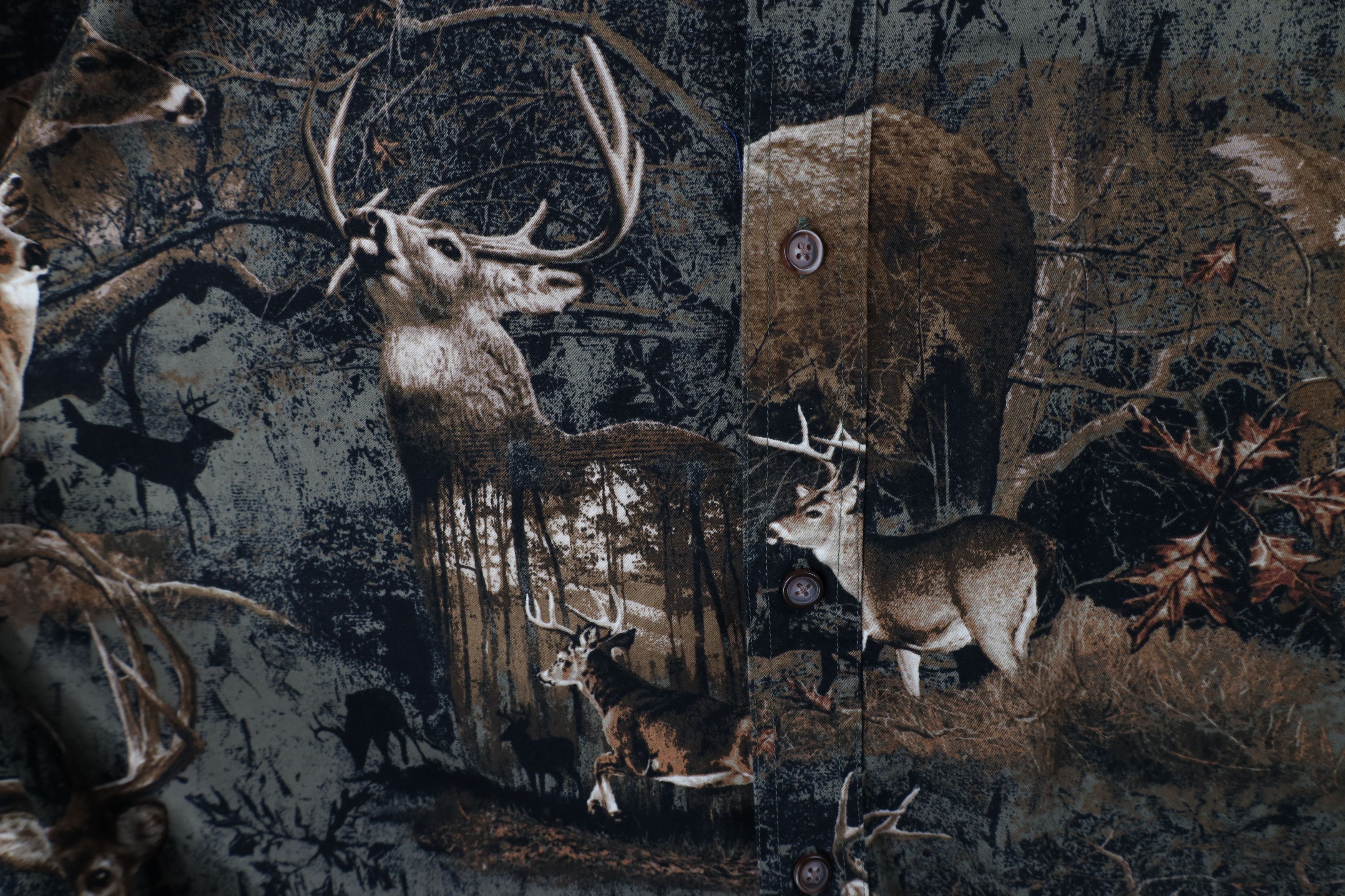 Vintage Vintage 90s Deer Buck All Over Print Button Down Shirt Size US XXL / EU 58 / 5 - 5 Thumbnail