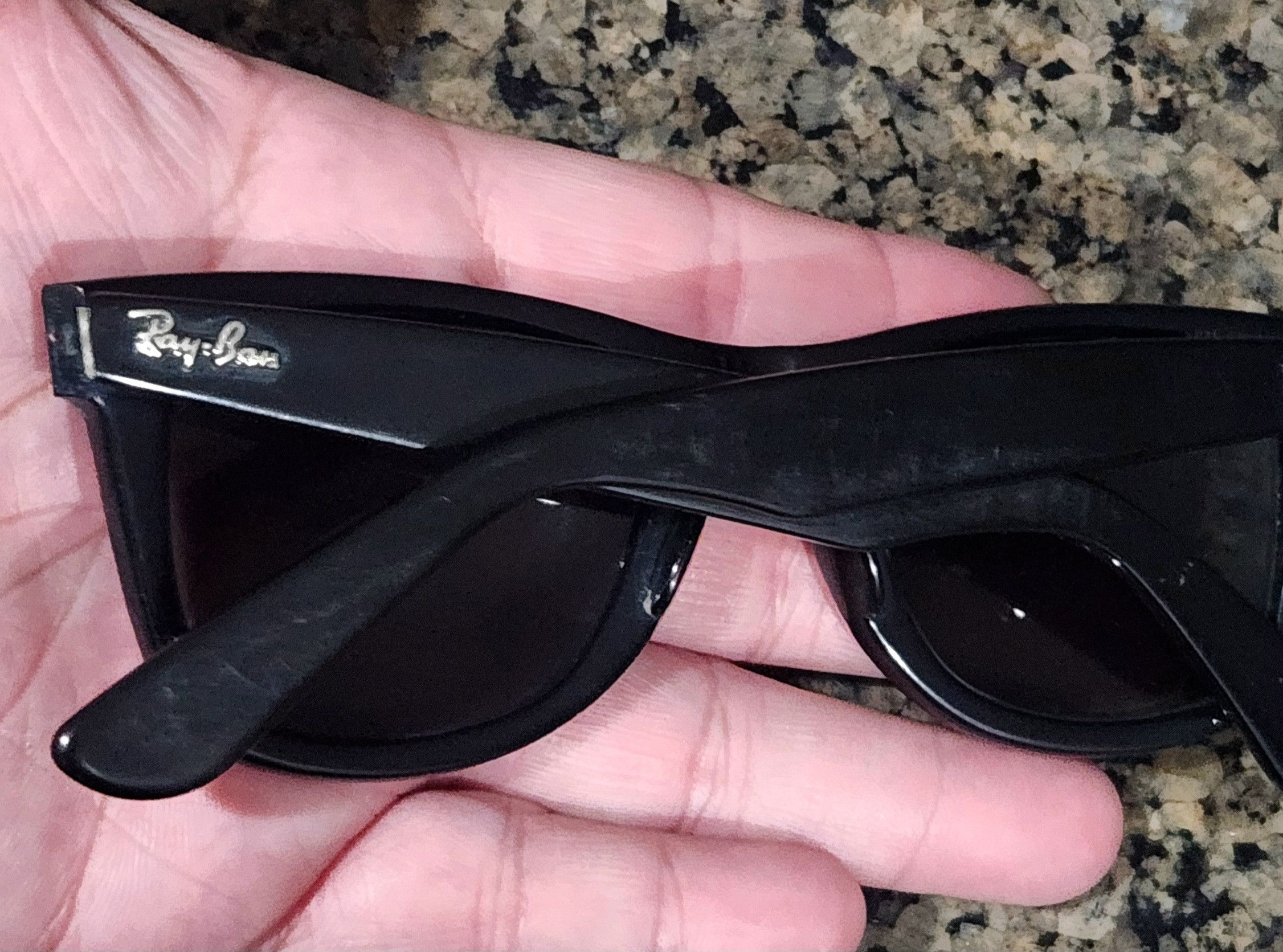 RayBan RAY-BAN L2009 PTAS SHINY BLACK SUNGLASSES WAYFARER USA B&L Size ONE SIZE - 13 Thumbnail