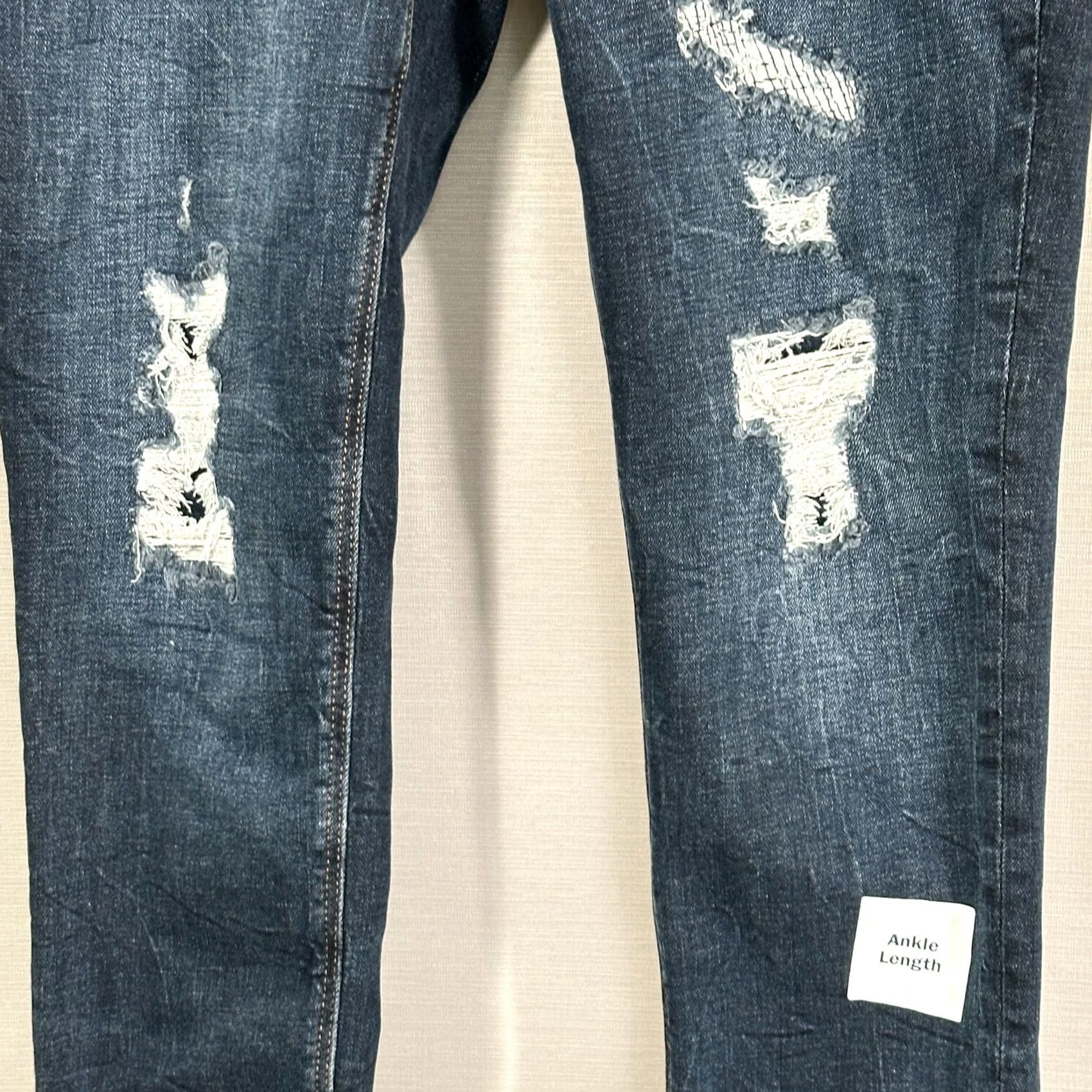 Old Navy Old Navy Rockstar Jeans Womens 8 Distressed High Rise Ankle Skinny Denim Blue Slim Regular 5-Pocket NWT Mens Womens Girls Boys Size 30" / US 8 / IT 44 - 4 Thumbnail