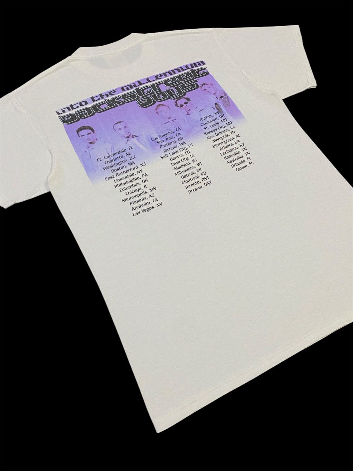 Band Tees Vintage 1999 Backstreet Boy Into The Millennium Shirt Size US M / EU 48-50 / 2 - 22 Thumbnail