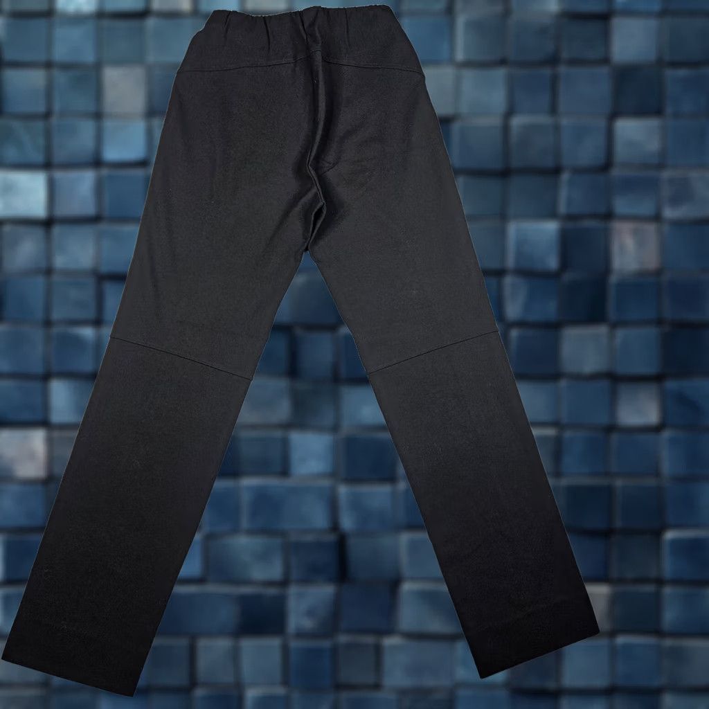 Vintage OSKA Women’s Black Pull-on Casual Pant Size 0 - Pants, 0, Black, Regular Rise, Skinny Leg, Knit, Viscose Polyamide Elastane, Casual Pant, Women, OSKA Size 25" / US 0 / IT 36 - 1 Thumbnail