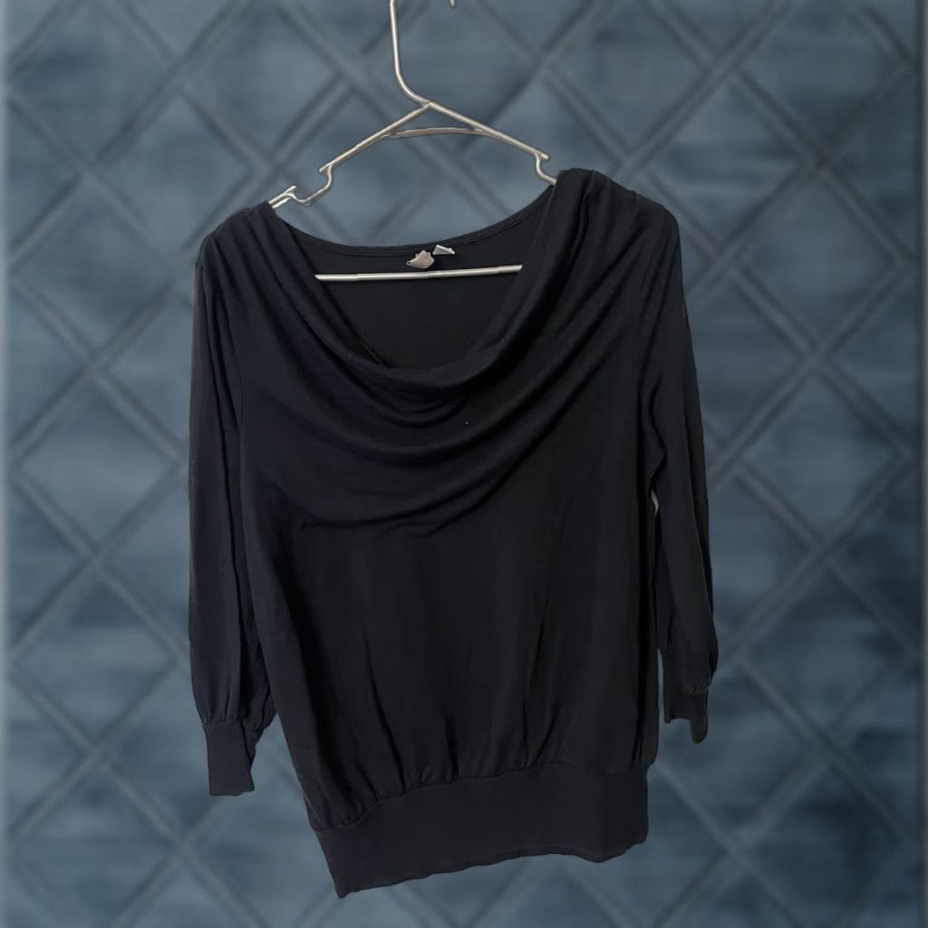 Old Navy Old Navy Women's Cowl Neck Lightweight Sweater Black Size Medium Size M / US 6-8 / IT 42-44 - 1 Thumbnail
