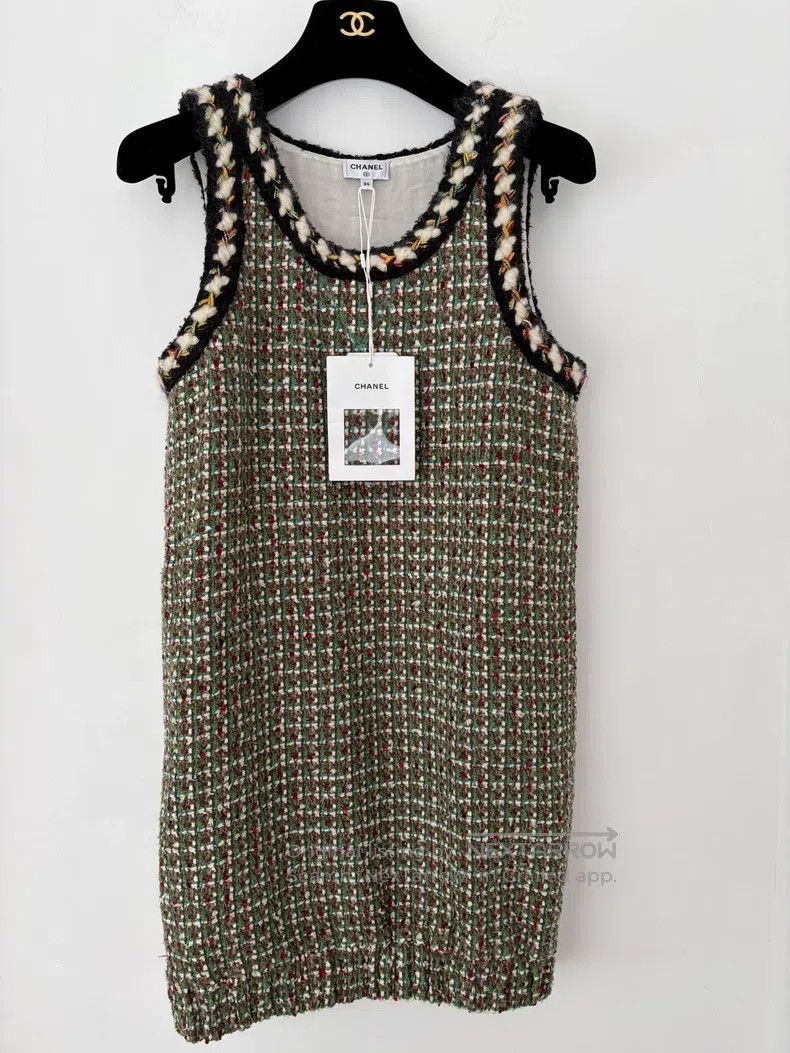 Chanel Chanel High-end handicraft workshop plaid wool tweed rolle Size XXS / US 00 / IT 34 - 1 Thumbnail