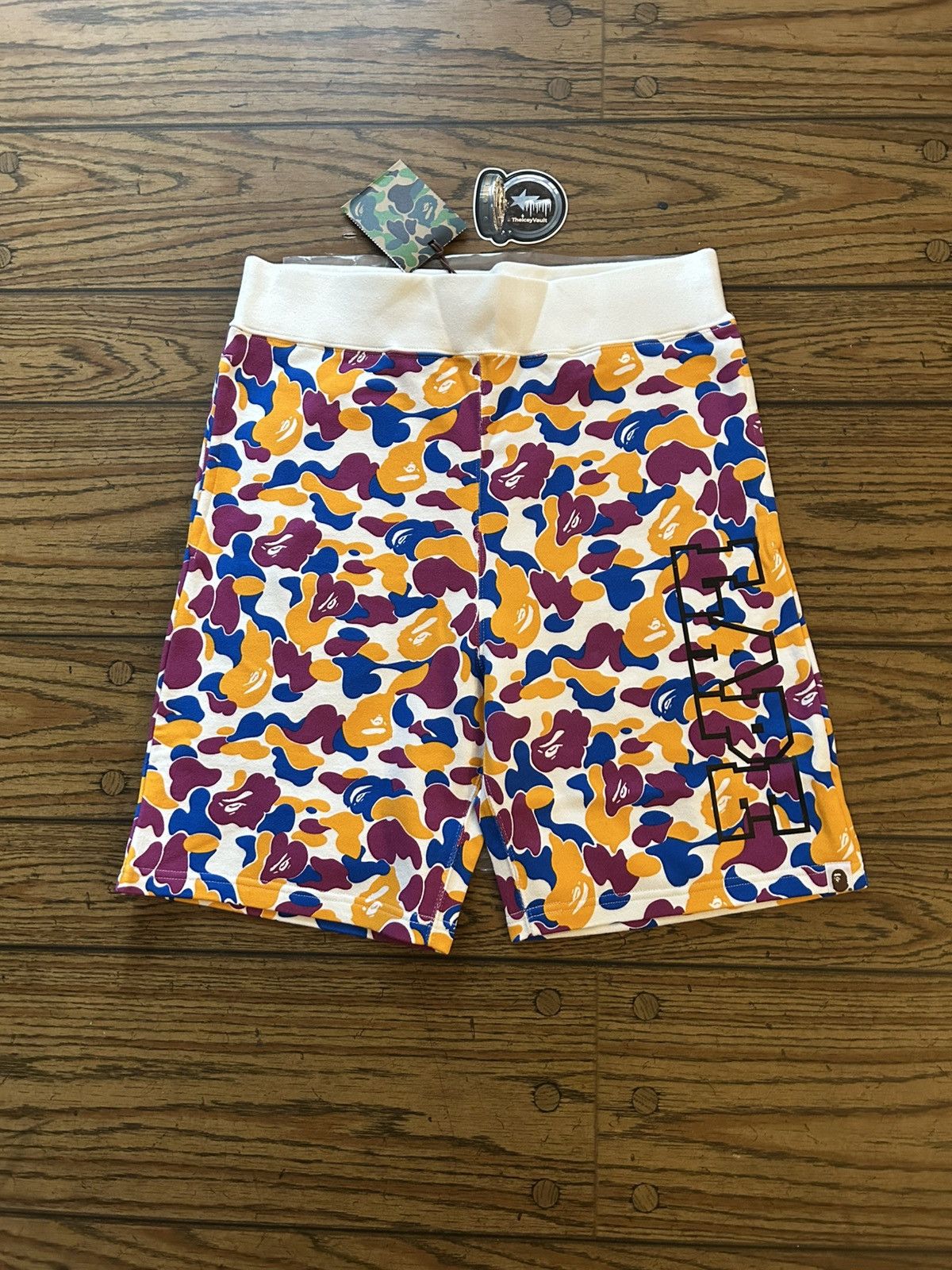 Bape NEW Bape Los Angeles Camo Sweat Shorts Size US 32 / EU 48 - 1 Thumbnail