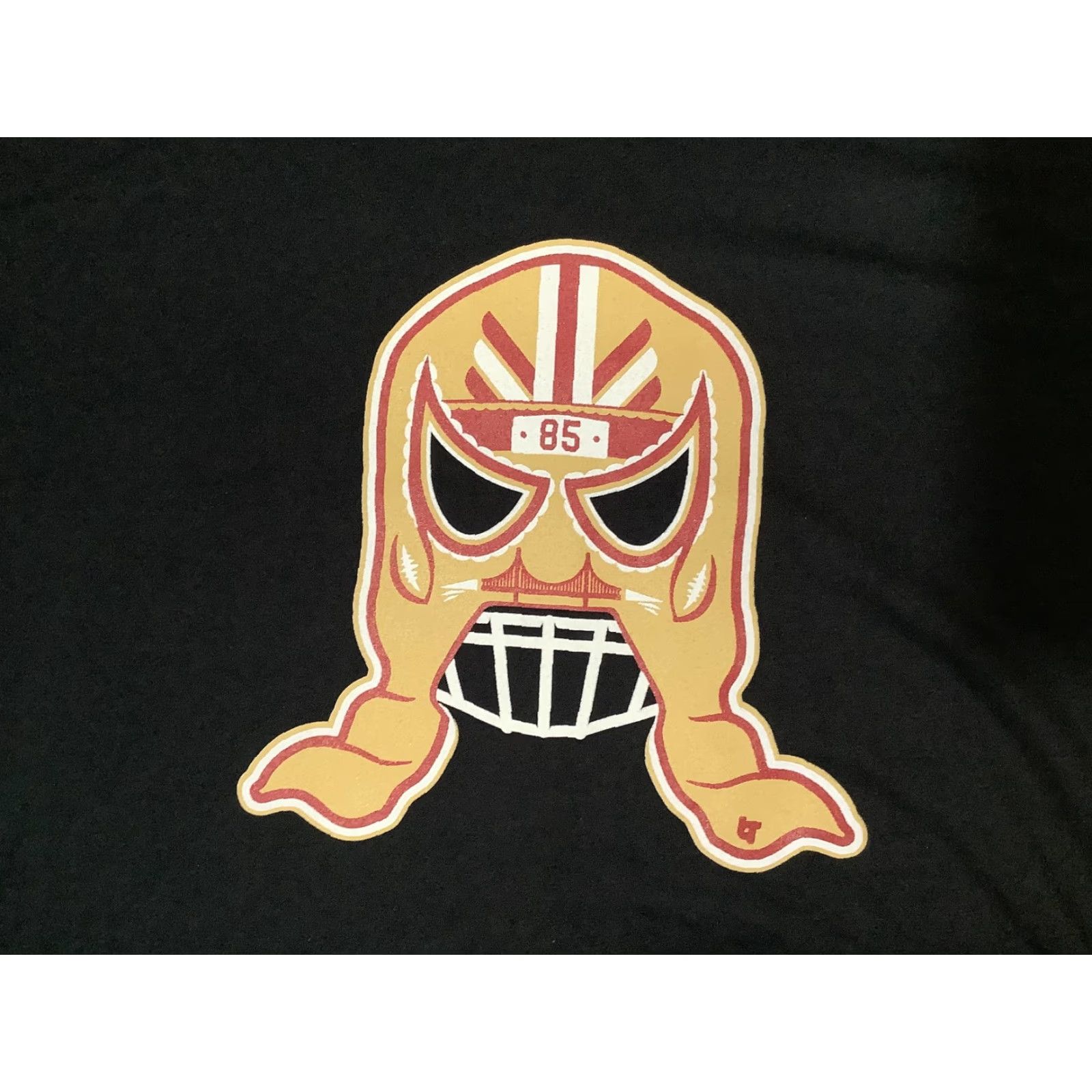 Vintage BreakingT Mens Large Black T-Shirt George Kittle 49ers Lucha Mask Football Graphic Print Short Sleeve Crew Neck Sports All Seasons Mens Size US L / EU 52-54 / 3 - 2 Thumbnail