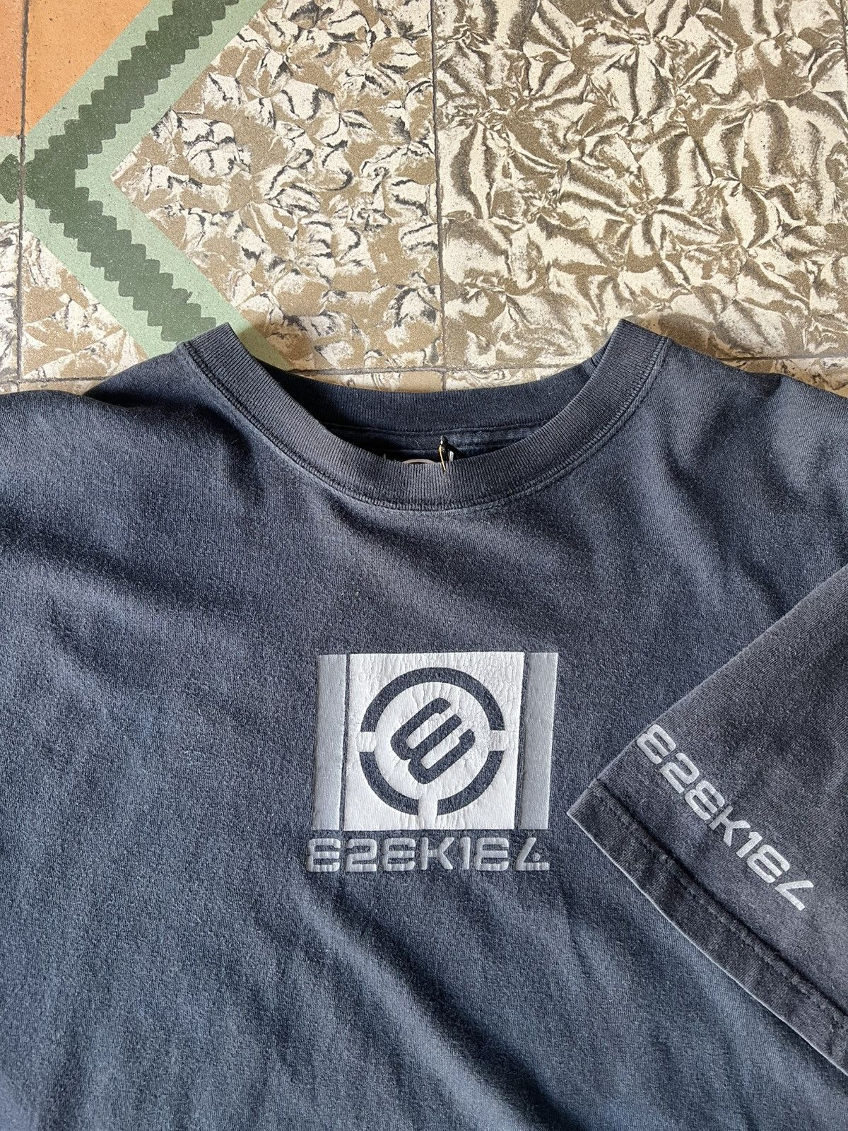 Ezekiel Y2K Ezekiel Skating Shirt Size US XL / EU 56 / 4 - 2 Thumbnail