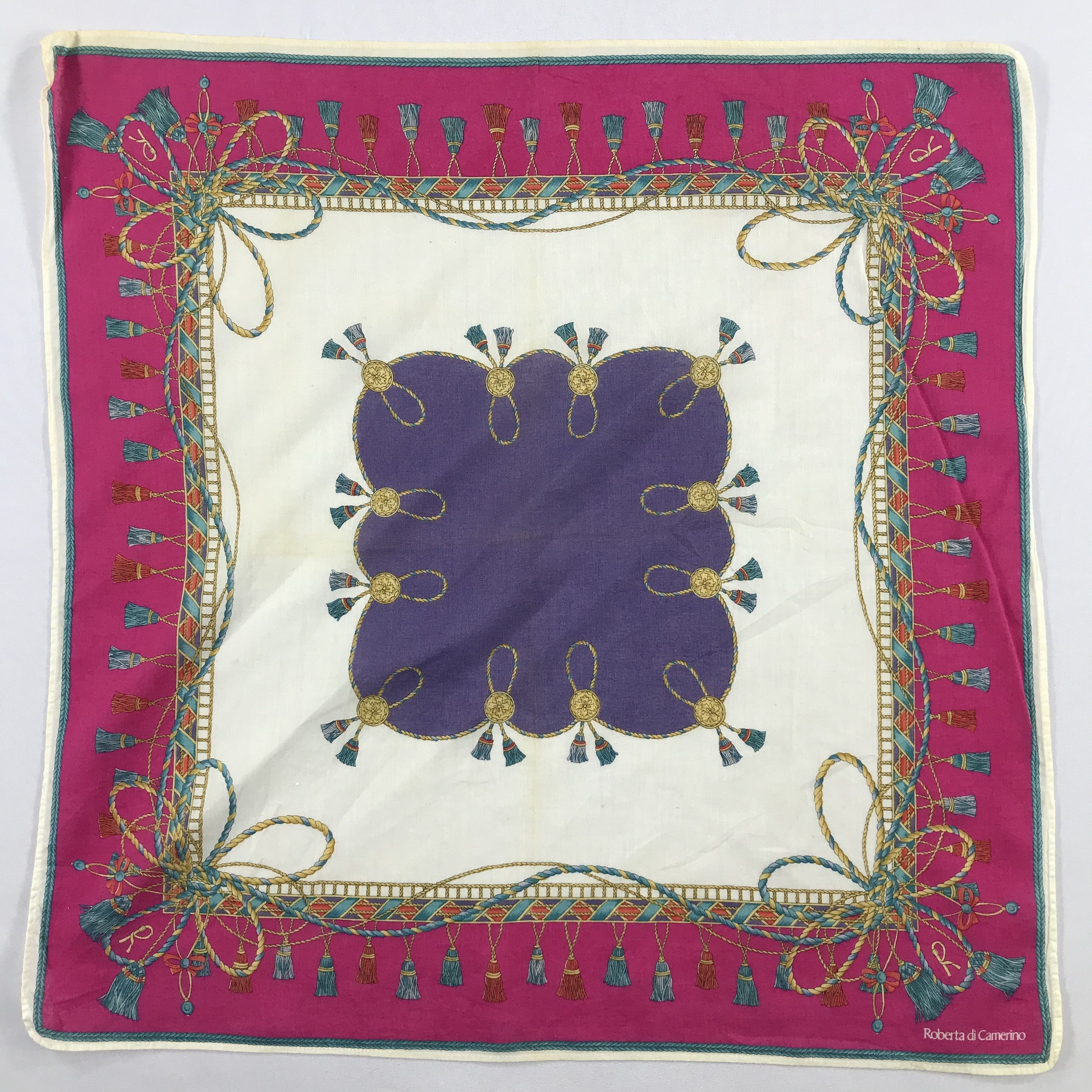 Roberta di Camerino × Vintage Roberta Di Camerino Bandana /Handkerchief/Neckerchief -S2208 Size ONE SIZE - 1 Thumbnail