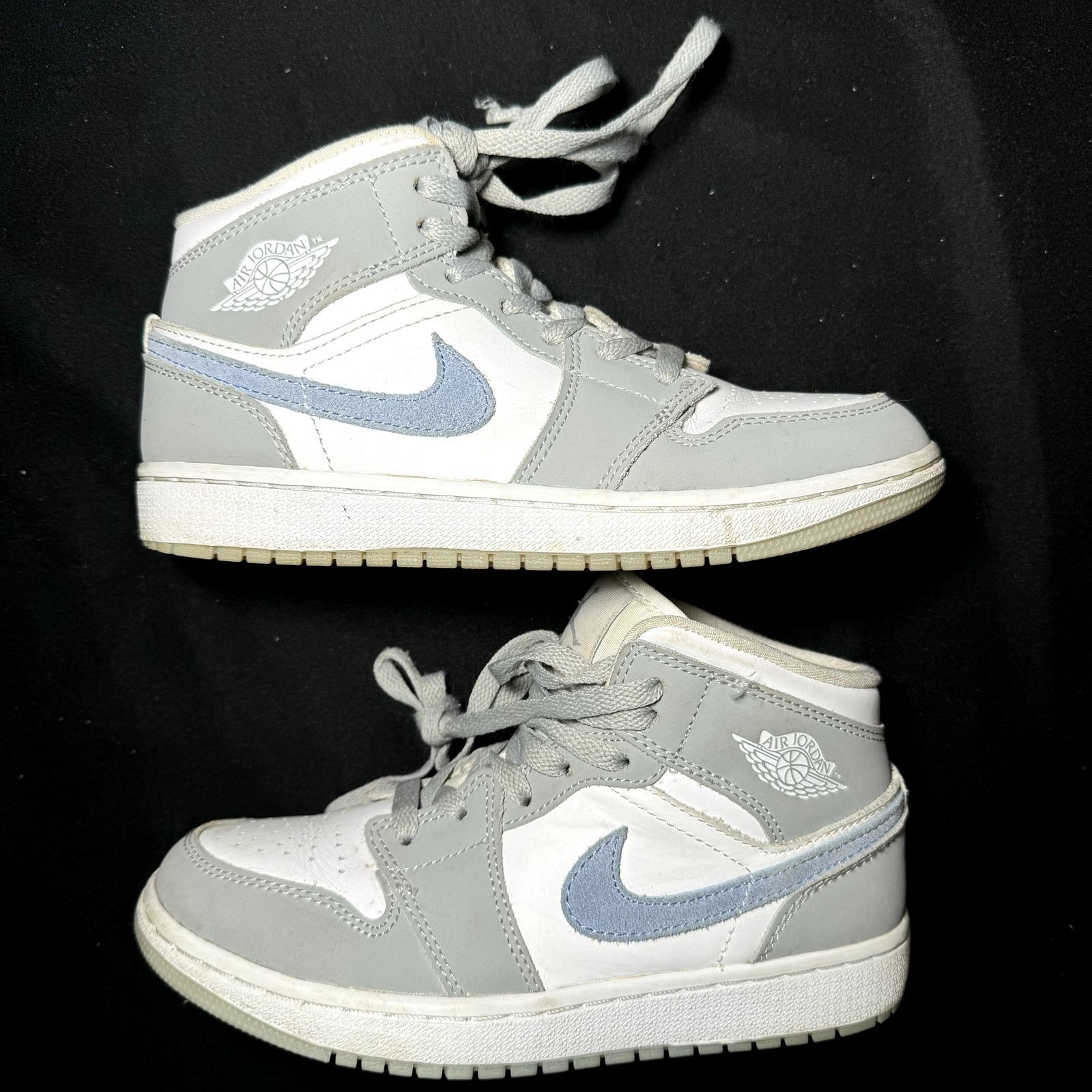 Jordan Brand × Nike Nike Air Jordan 1 Mid Wolf Grey Aluminum Women's - Size 5.5 Size US 5.5 / IT 35.5 - 2 Thumbnail
