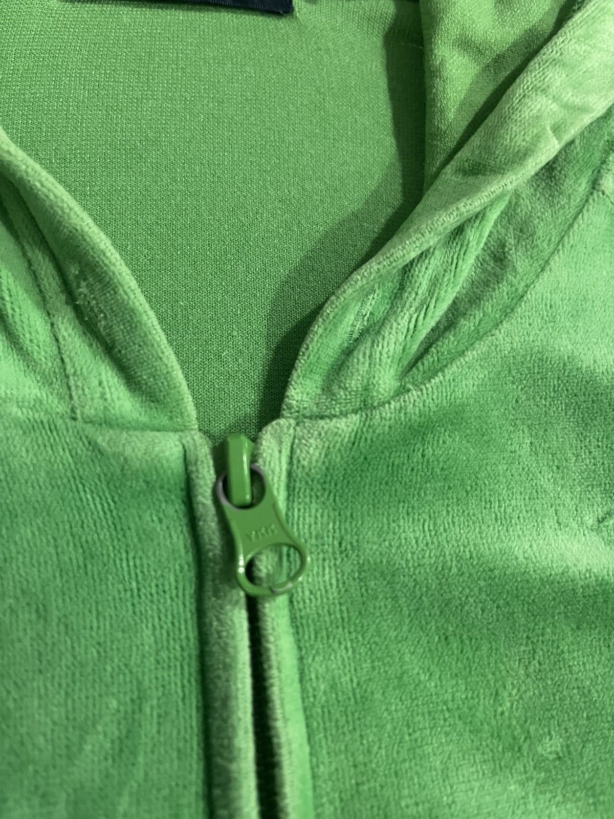 Fred Perry × Vintage Vintage Fred Perry Velvet Green Hoodie Jacket Size US L / EU 52-54 / 3 - 11 Thumbnail