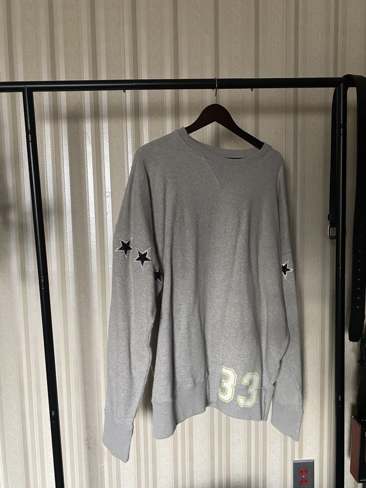 Faith Connexion Faith Connexion grey 33 rhinestone star crewneck Size US XL / EU 56 / 4 - 1 Thumbnail