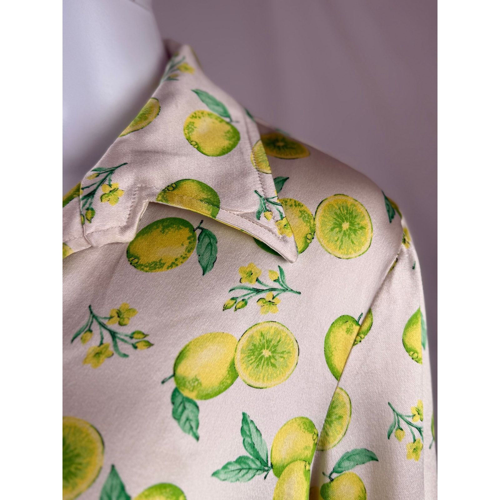 Dolce & Gabbana Dolce & Gabbana 1996 Citrus Print satin blouse. Size M / US 6-8 / IT 42-44 - 8 Thumbnail