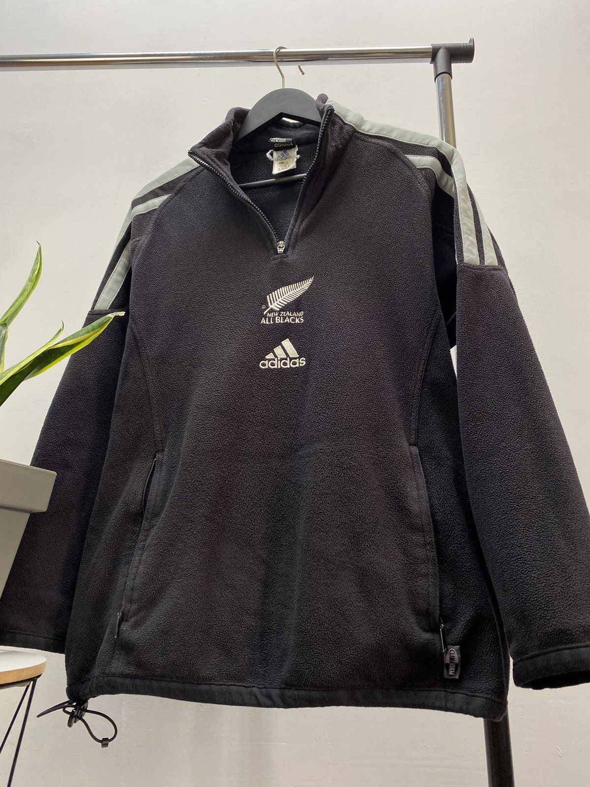Adidas × New Zealand Outback × Vintage Vintage New Zealand All Blacks And Rugby Fleece Sweater Size US S / EU 44-46 / 1 - 2 Thumbnail