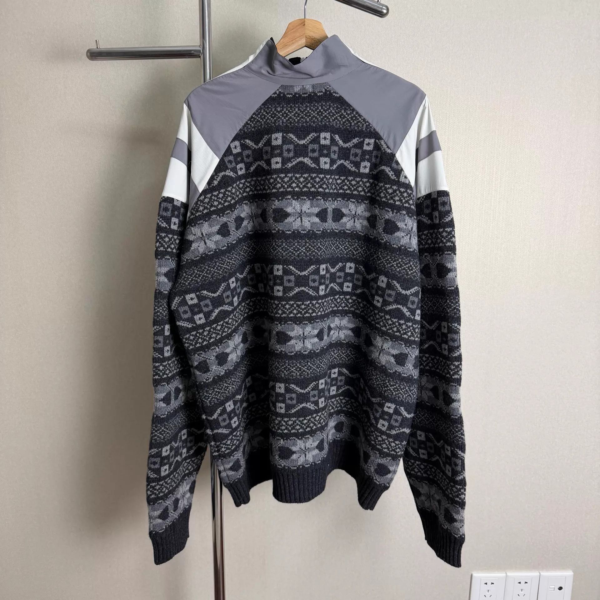 Balenciaga Balenciaga jacquard colorblock zipper sweater men's black M Size US M / EU 48-50 / 2 - 2 Thumbnail