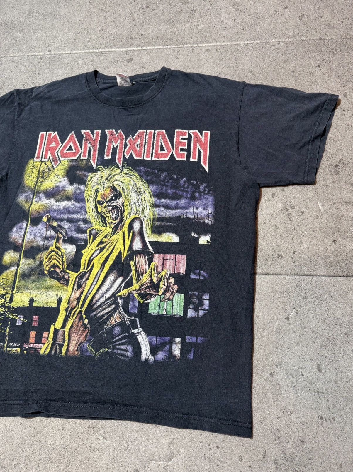 Band Tees × Iron Maiden × Vintage Vintage 2000s Iron Maiden Killers Band Tee faded metal rock Size US L / EU 52-54 / 3 - 4 Thumbnail