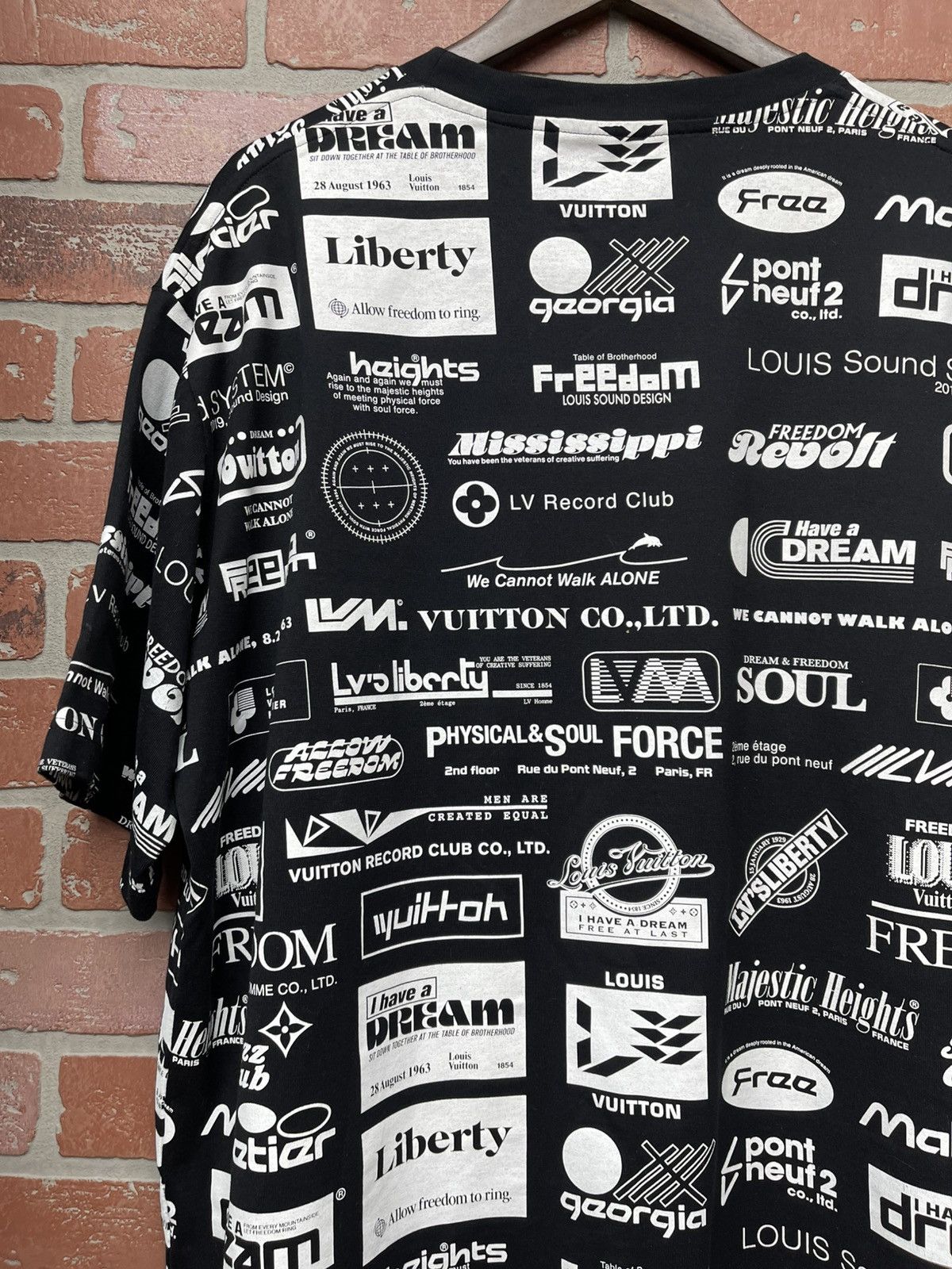 Louis Vuitton Size 4L - Louis Vuitton Black Cotton Allover Logos Printed Size US XXL / EU 58 / 5 - 7 Thumbnail