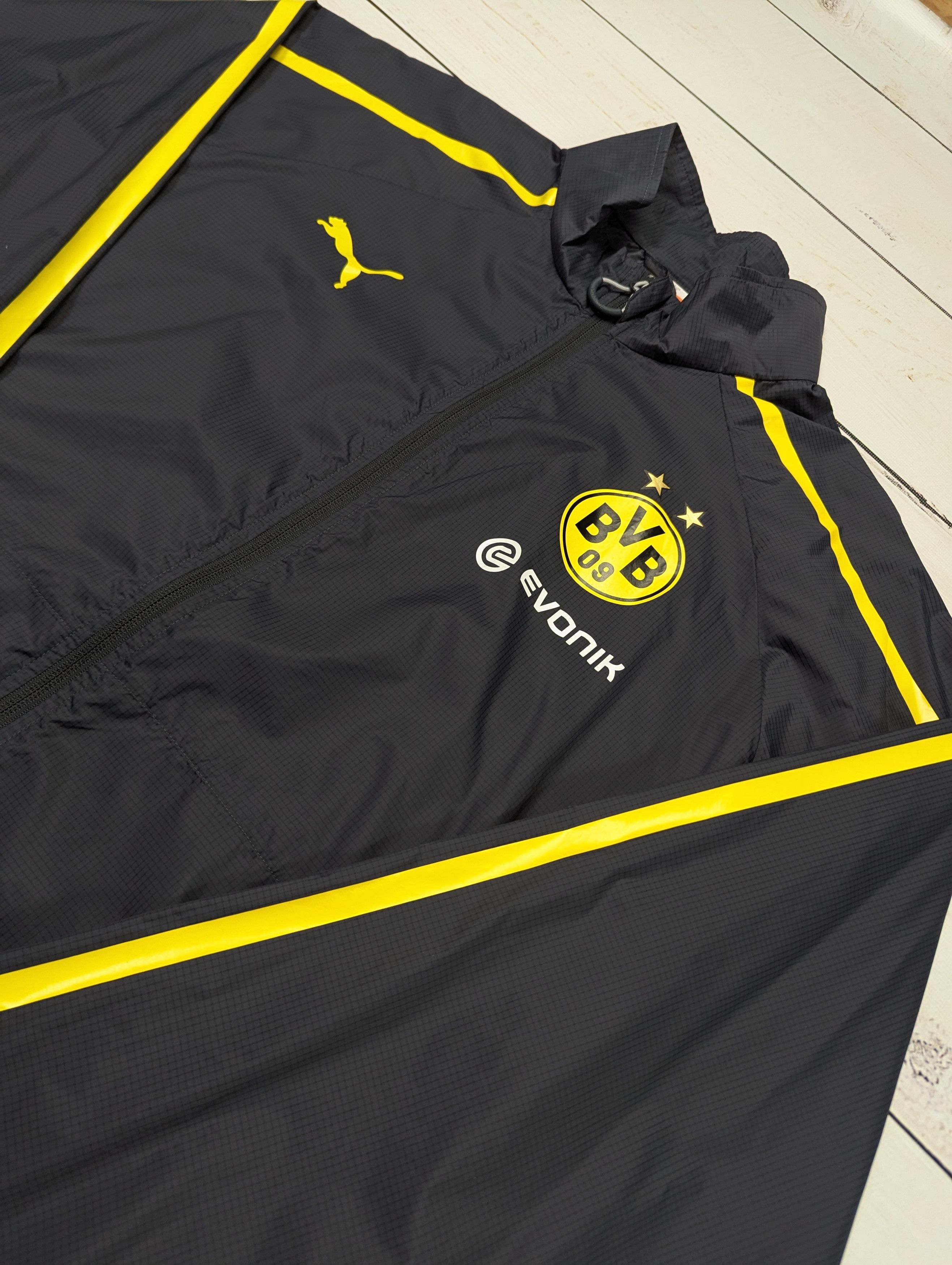 Puma Puma BVB Borussia Dortmund Windbreaker raincoat light jacket Size US M / EU 48-50 / 2 - 6 Thumbnail