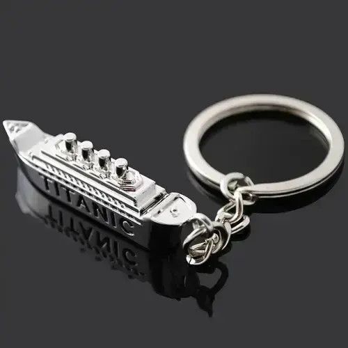 Hype x Jewelry 3D Titanic Cruise Ship Model Keychain in Silver, Men's