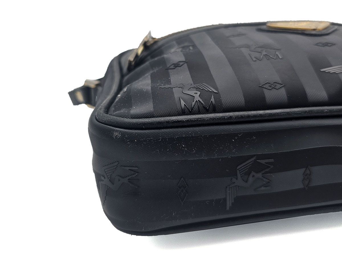 Maison Mollerus Maison Mollerus Vinerus Black Coated Canvas Crossbody Bag Size ONE SIZE - 7 Thumbnail
