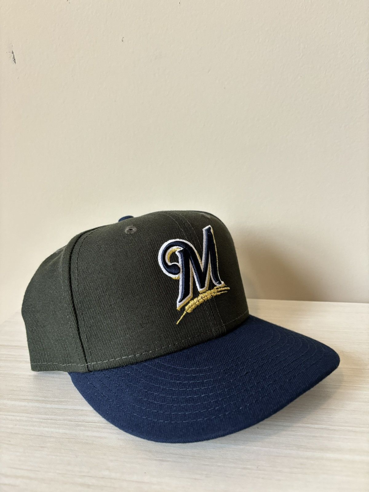 Topperz Milwaukee Brewers Fitted Size 7 1/2 Size ONE SIZE - 1 Thumbnail
