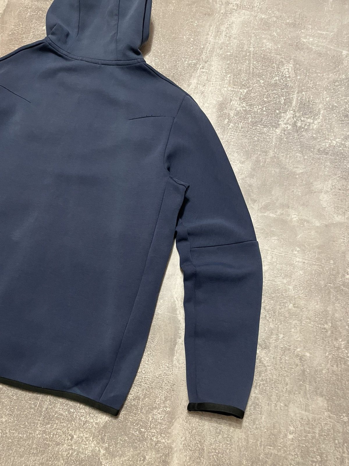 Nike Vintage Nike Tech Fleece Zip-Up Hoodie Drill Size US L / EU 52-54 / 3 - 17 Thumbnail