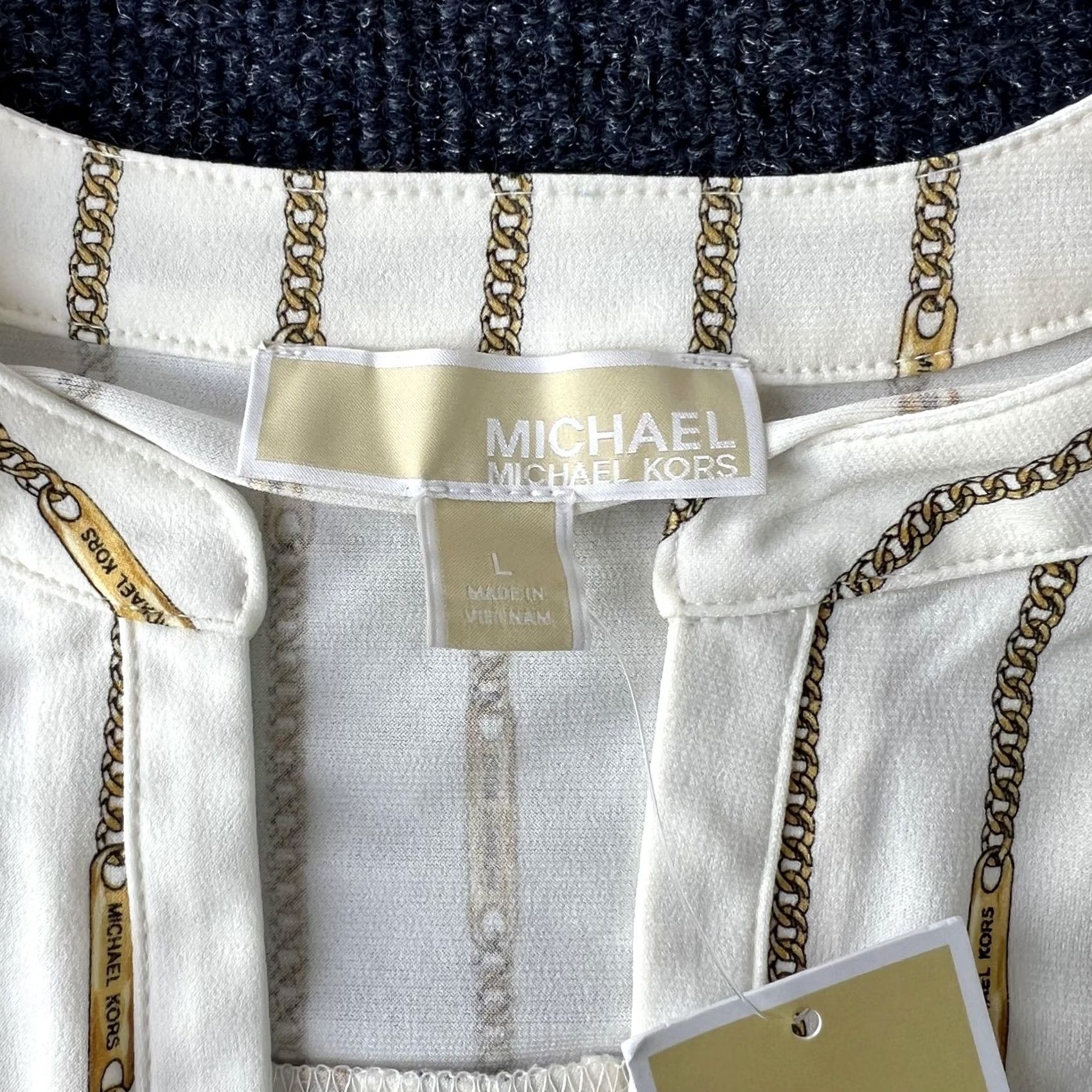 Michael Kors Michael Kors Shirt Womens Large Bone Gold Chain Print Half Zip OH1S4S8AN Size L / US 10 / IT 46 - 3 Thumbnail