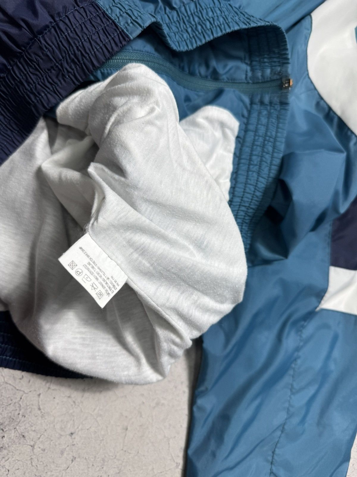 Reebok Reebok Vintage 90’s Nylon Track Suit Jacket And Pants Size US L / EU 52-54 / 3 - 8 Thumbnail