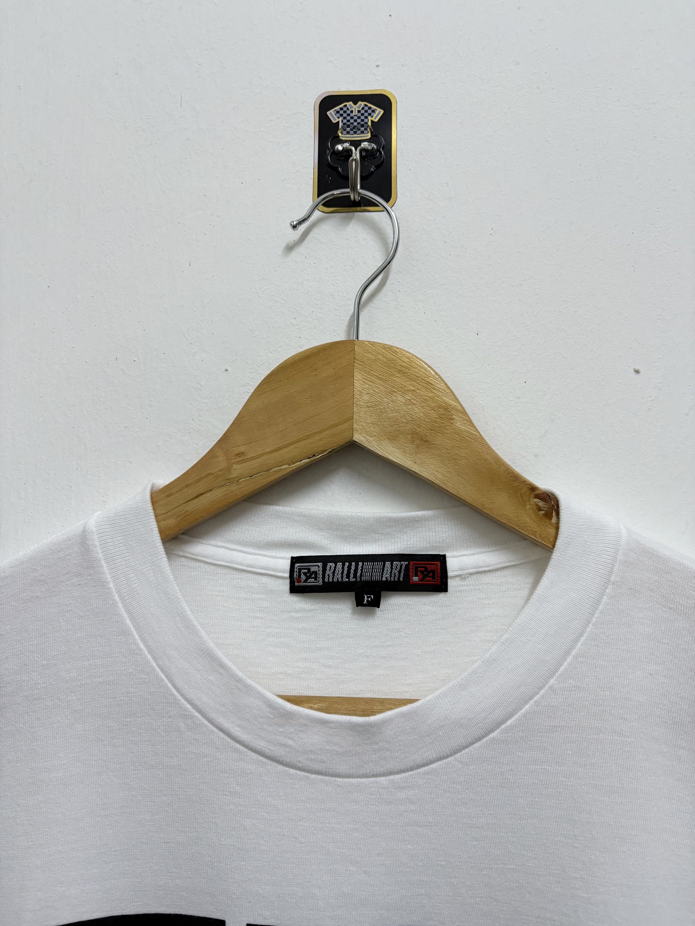 Japanese Brand × Vintage Vintage 90's Ralli-Art Mitsubishi Motor Sports T-Shirt Size US L / EU 52-54 / 3 - 7 Thumbnail