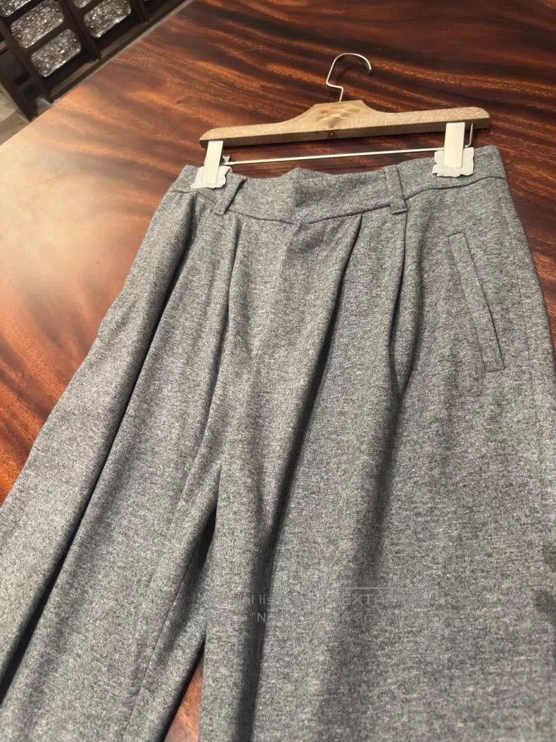 Brunello Cucinelli Brunello Cucinelli Cashmere knit trousers Size 27" / US 4 / IT 40 - 5 Thumbnail