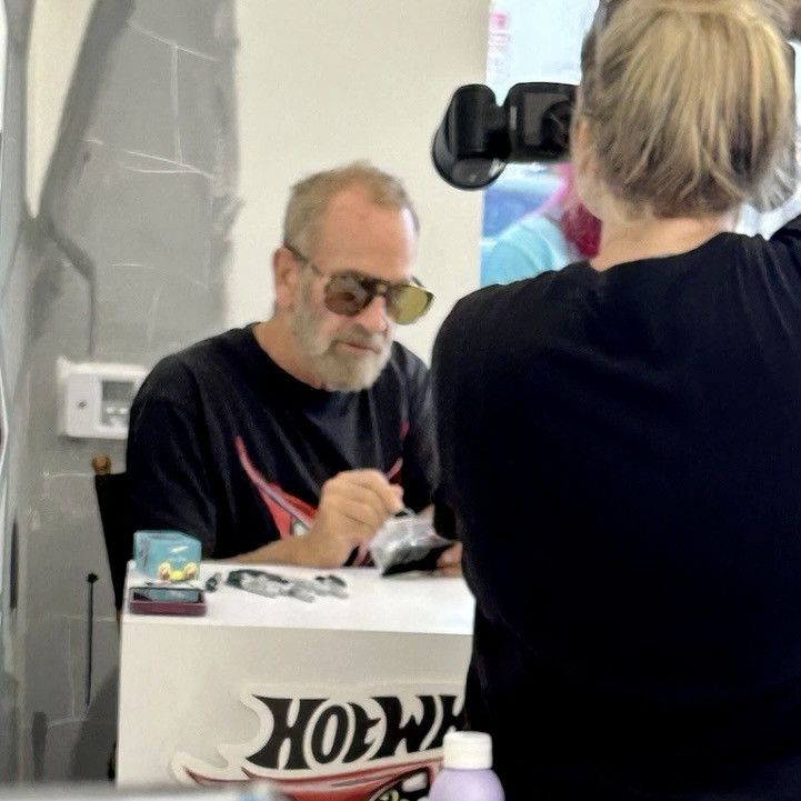 Designer × Supreme Kenny Scharf signed beyond the streets skateboard deck Size ONE SIZE - 4 Thumbnail