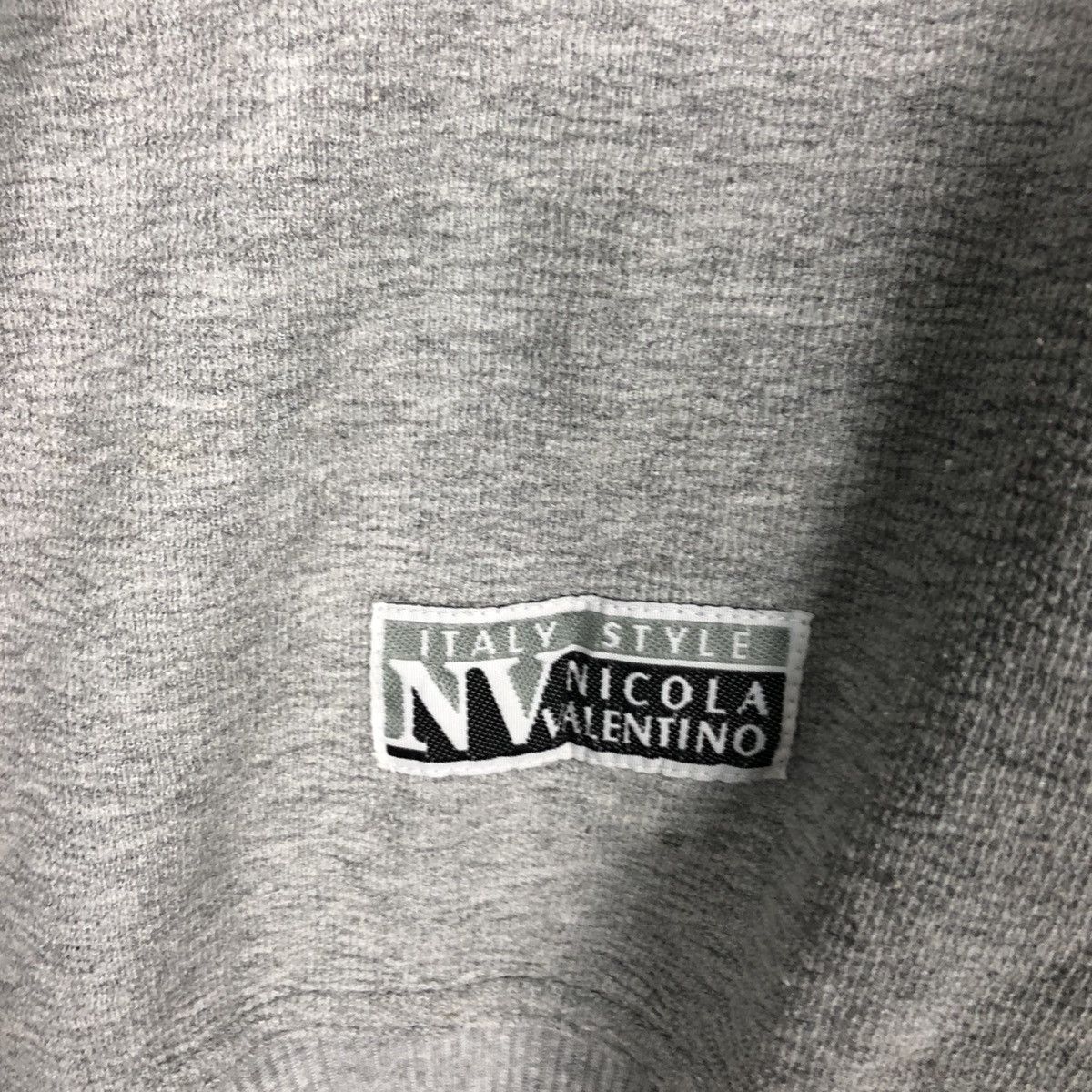 Vintage Vintage Nicola Valentino Spell Out Big Logo Sweatshirt Size US M / EU 48-50 / 2 - 11 Thumbnail