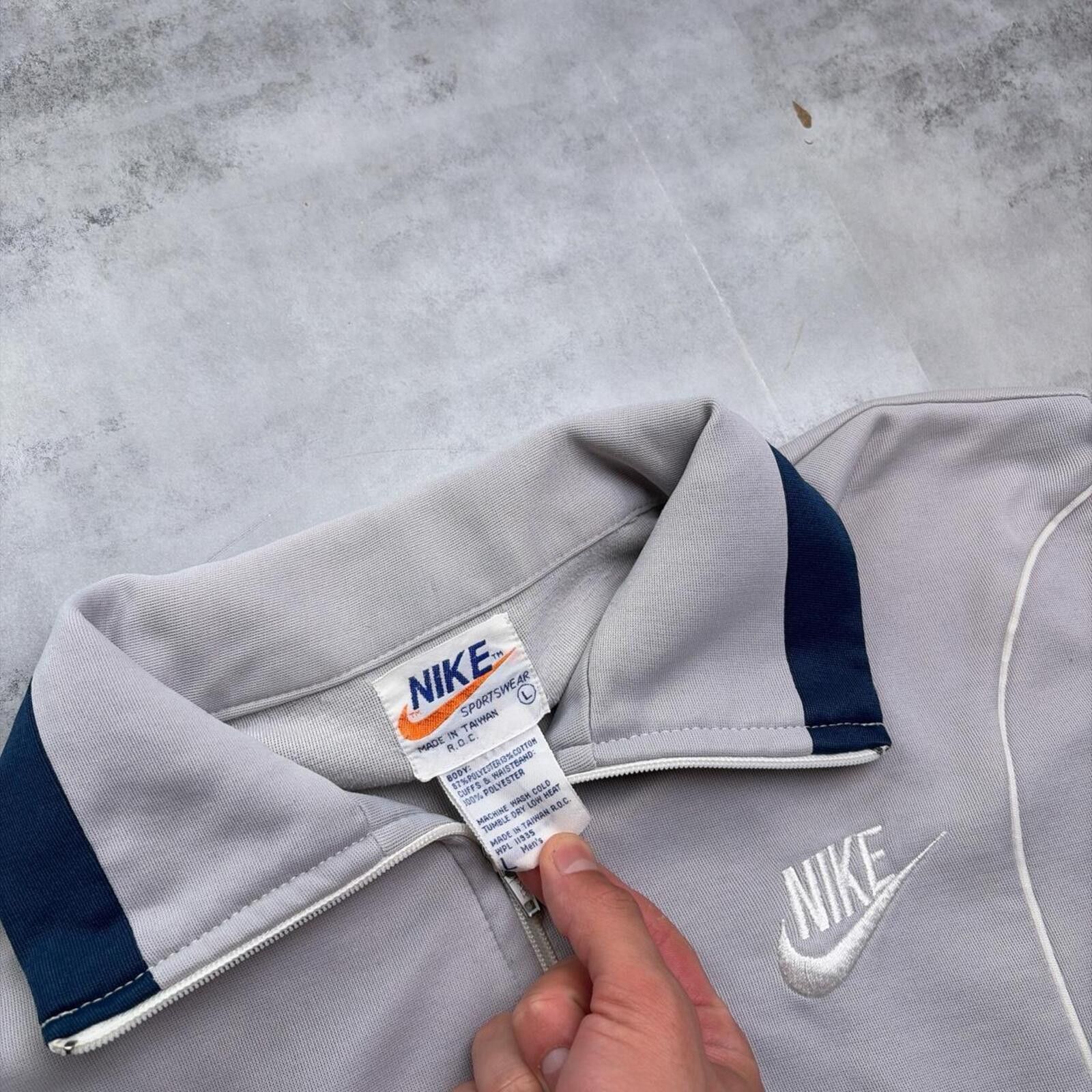 Nike Vintage 90’s Grey Nike Striped Track Jacket Size US L / EU 52-54 / 3 - 6 Thumbnail
