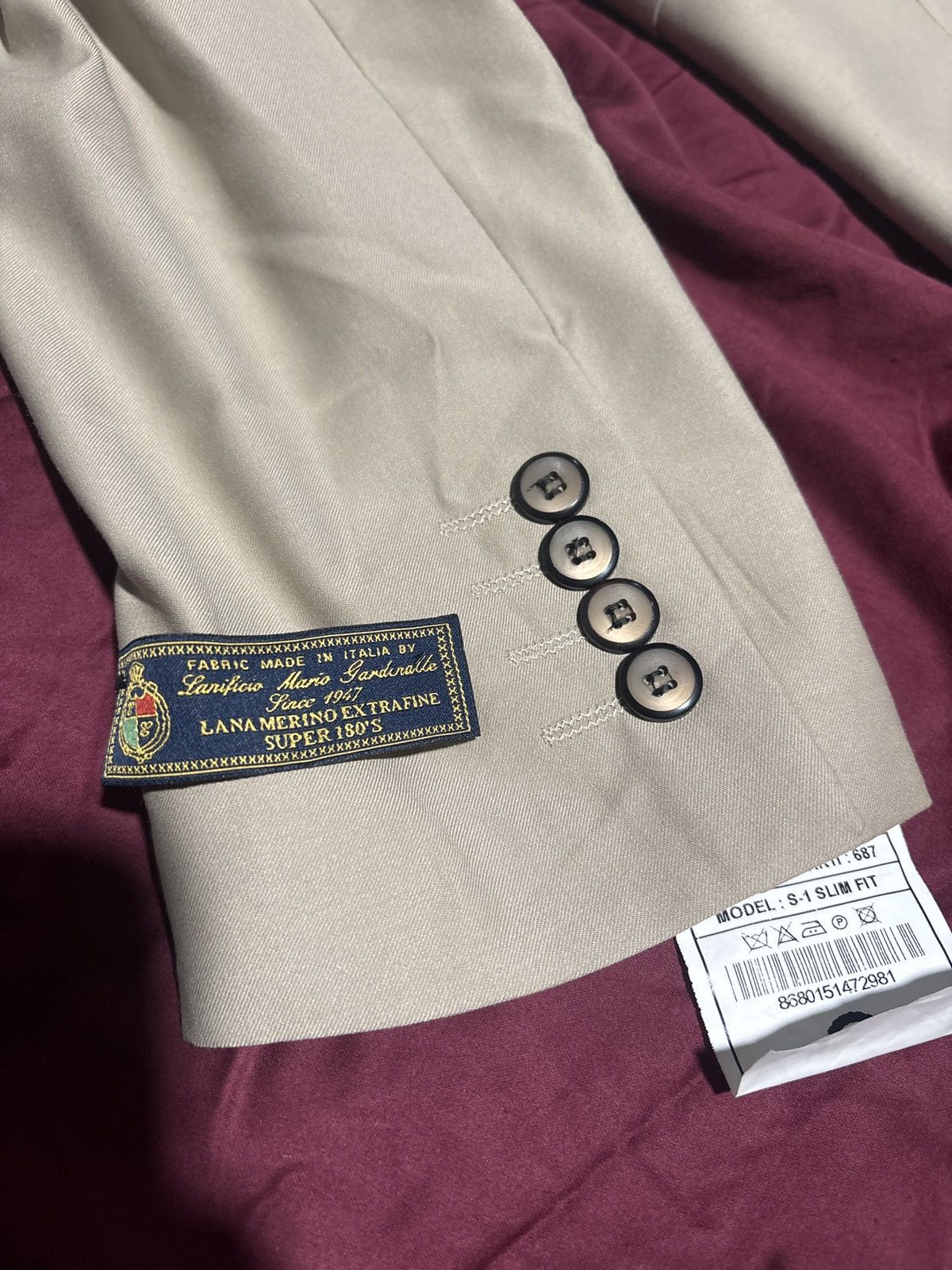 Other ELEYSE SLIM FIT SUIT Size 42S - 3 Thumbnail