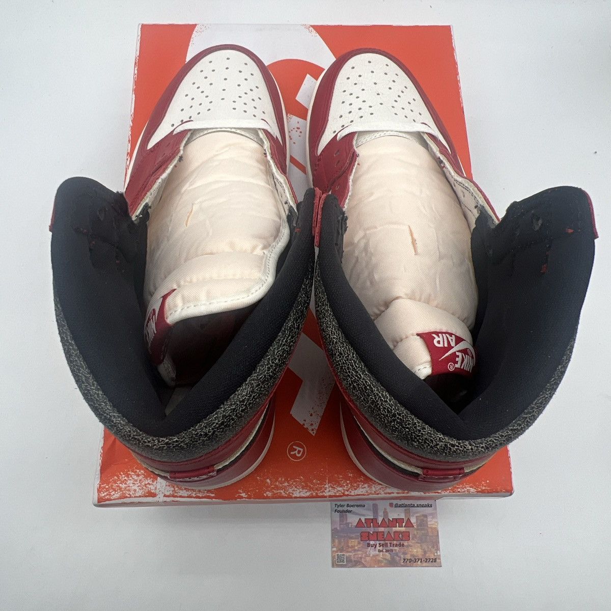 Nike Air Jordan 1 high Chicago lost & found Size US 11 / EU 44 - 7 Thumbnail