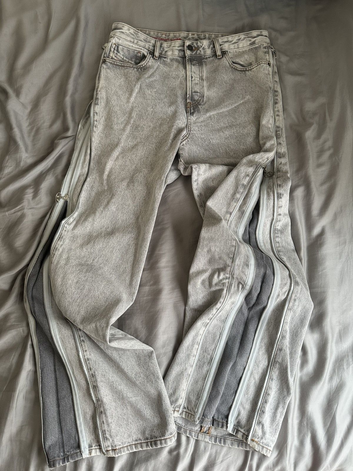 Diesel Diesel Side Double Zipper Jeans Size US 34 / EU 50 - 1 Thumbnail
