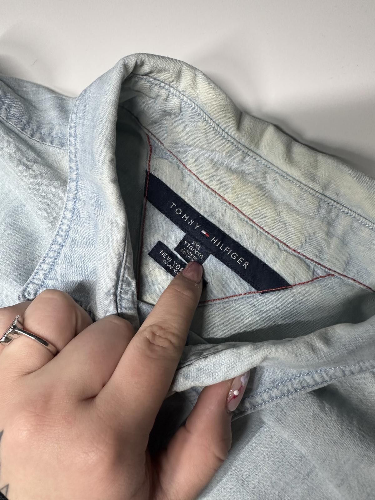 Tommy Hilfiger Tommy Hilfiger Light Blue Button-Down Shirt Size US XXL / EU 58 / 5 - 5 Thumbnail
