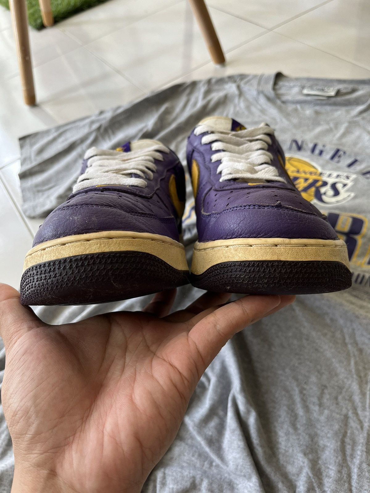 NBA × Nike Vintage Nike Air Force LA Lakers Size US 9.5 / EU 42-43 - 3 Thumbnail
