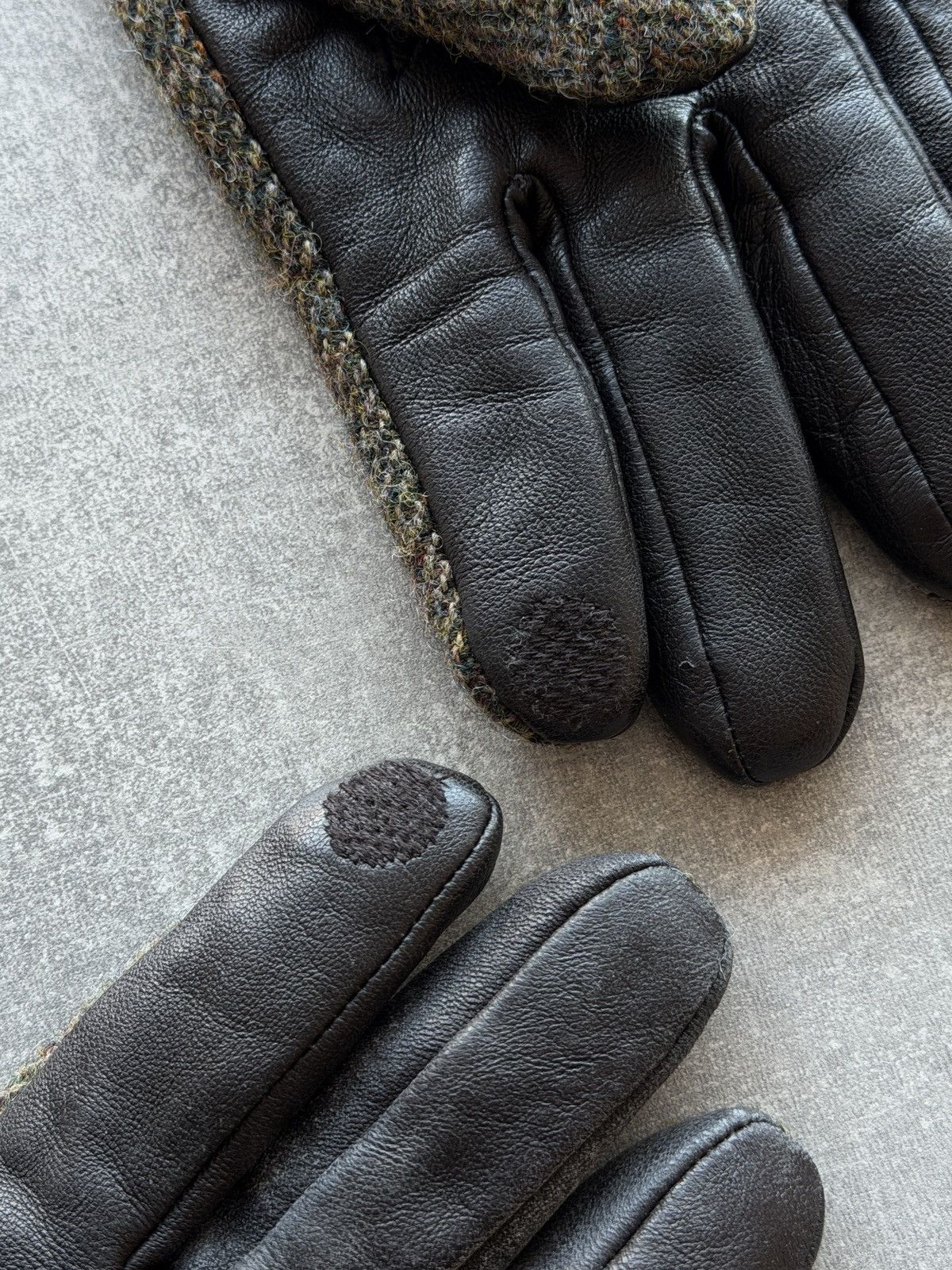 Harris Tweed Harris tweed gloves Size 32 - 9 Thumbnail