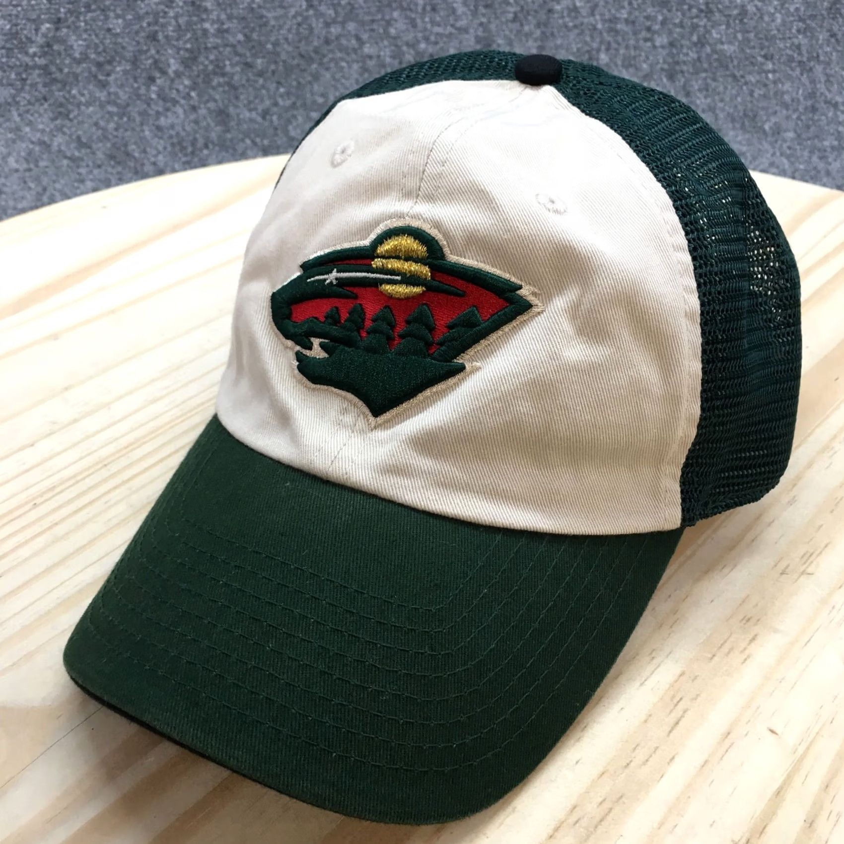 Vintage Minnesota Wild Fan Favorite Trucker Hat Men Green OS Adjustable Embroidered Logo Size ONE SIZE - 2 Thumbnail