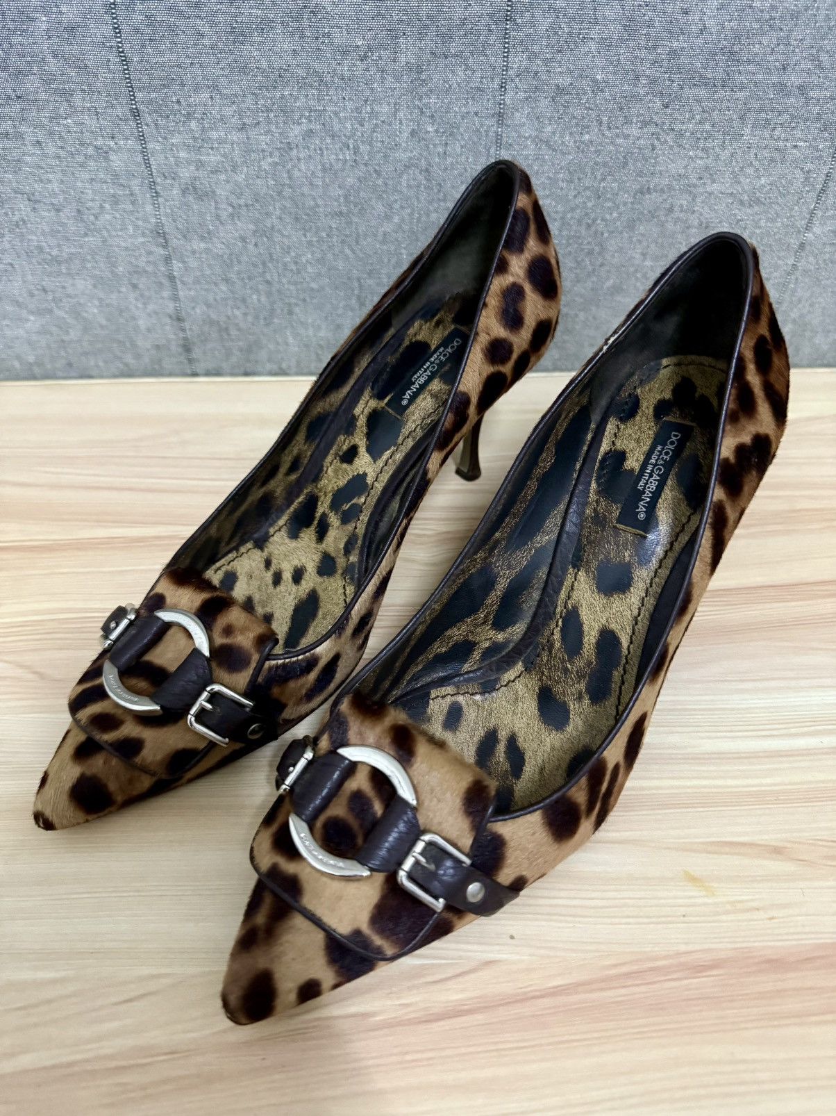 Dolce & Gabbana Dolce & Gabbana leopard print pony hair heels Size US 8 / IT 38 - 6 Thumbnail