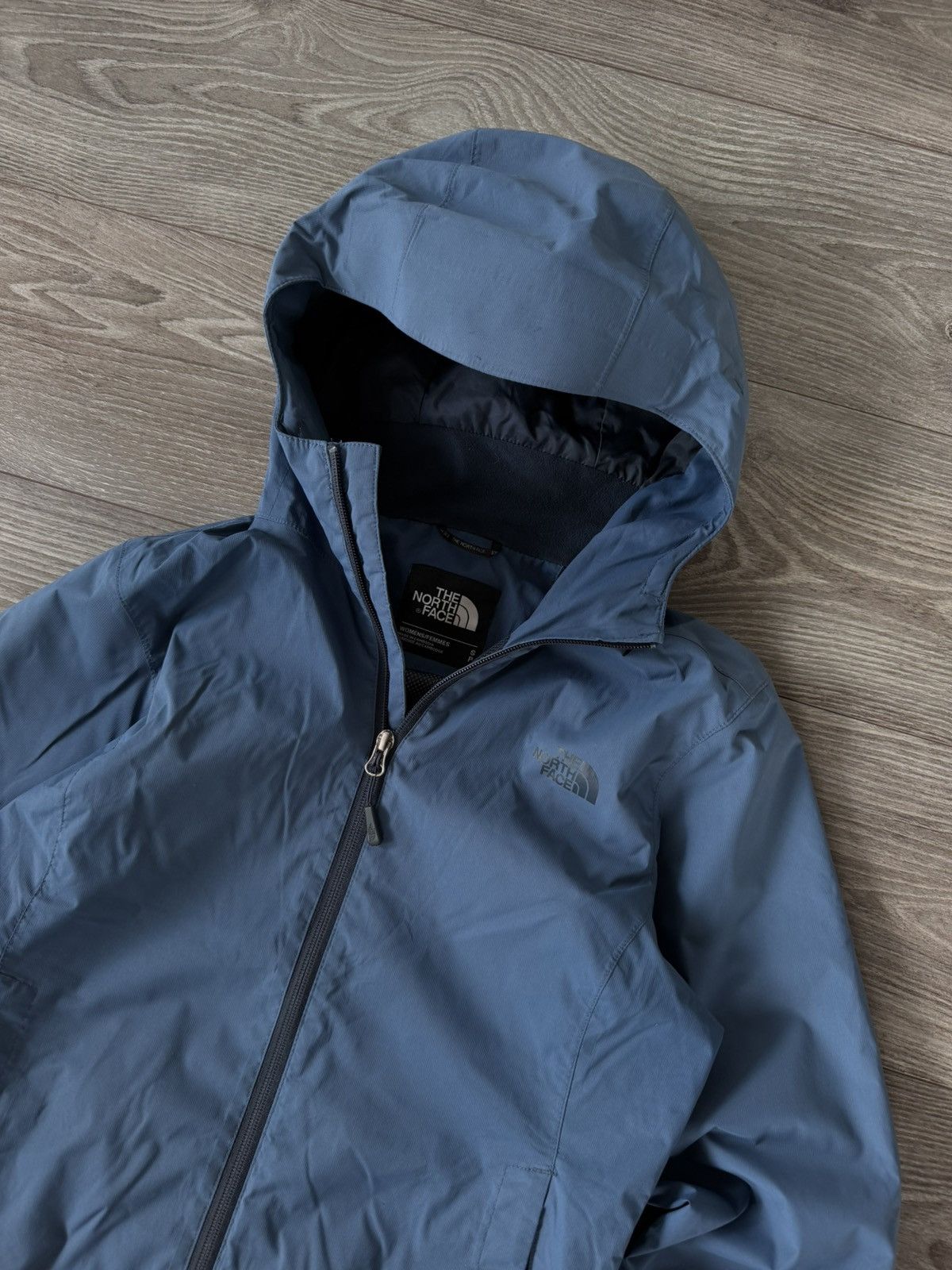 The North Face Wmns The North Face DryVent Lite Waterproof Jacket Size US S / EU 44-46 / 1 - 12 Thumbnail