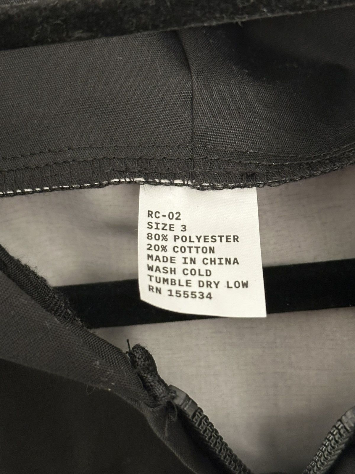 Yeezy Yeezy Season 10 RC-02 Raincoat — Black Size US XL / EU 56 / 4 - 5 Thumbnail