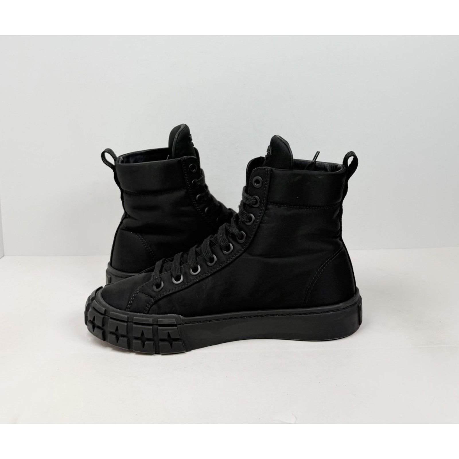 Prada Size 39EU/9W - Prada Nylon Cassetta Wheel High Top Size US 9 / IT 39 - 5 Thumbnail