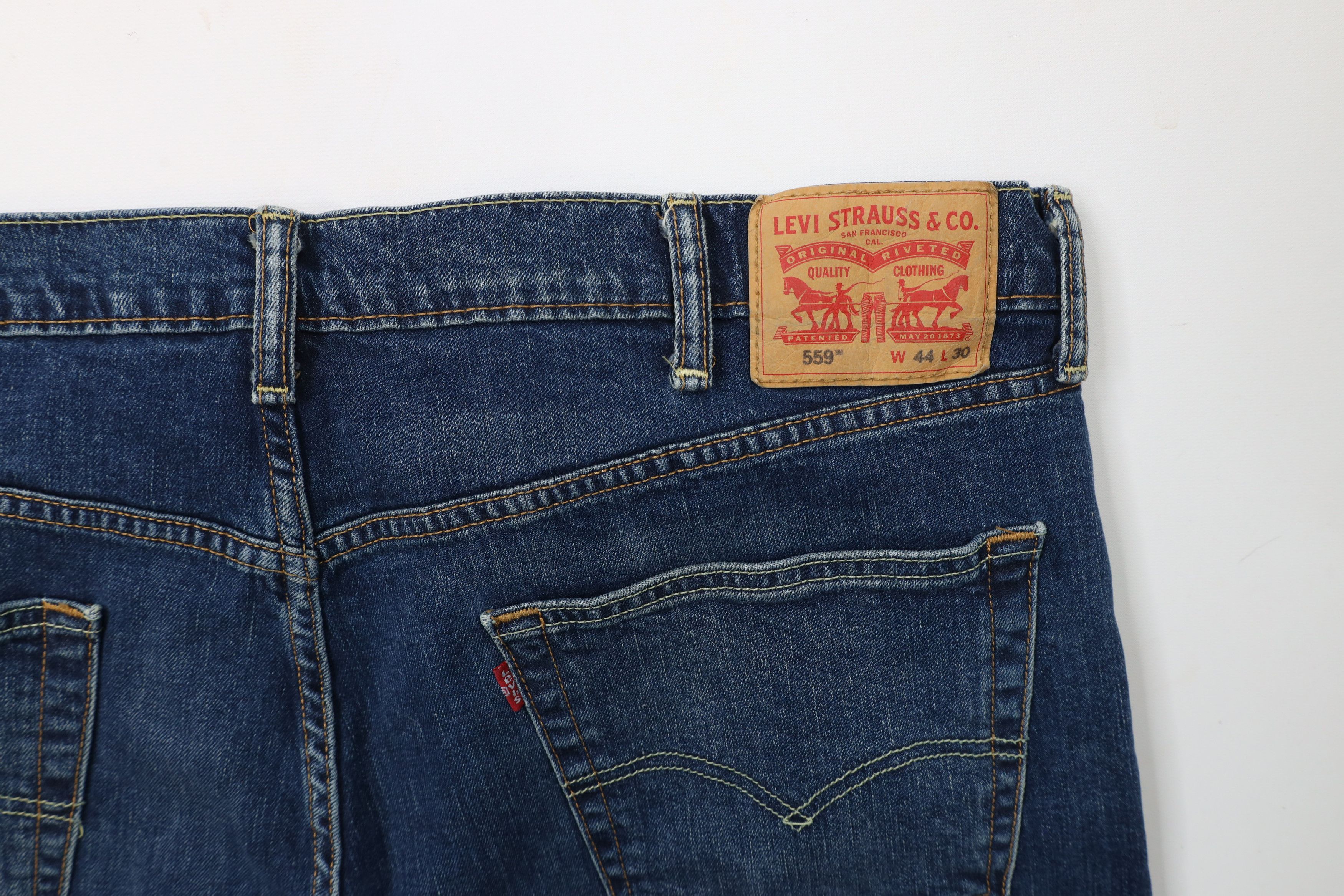 Levi's × Vintage Vintage Y2K Levis 559 Fit Straight Wide Leg Denim Jeans Size US 44 / EU 60 - 13 Thumbnail