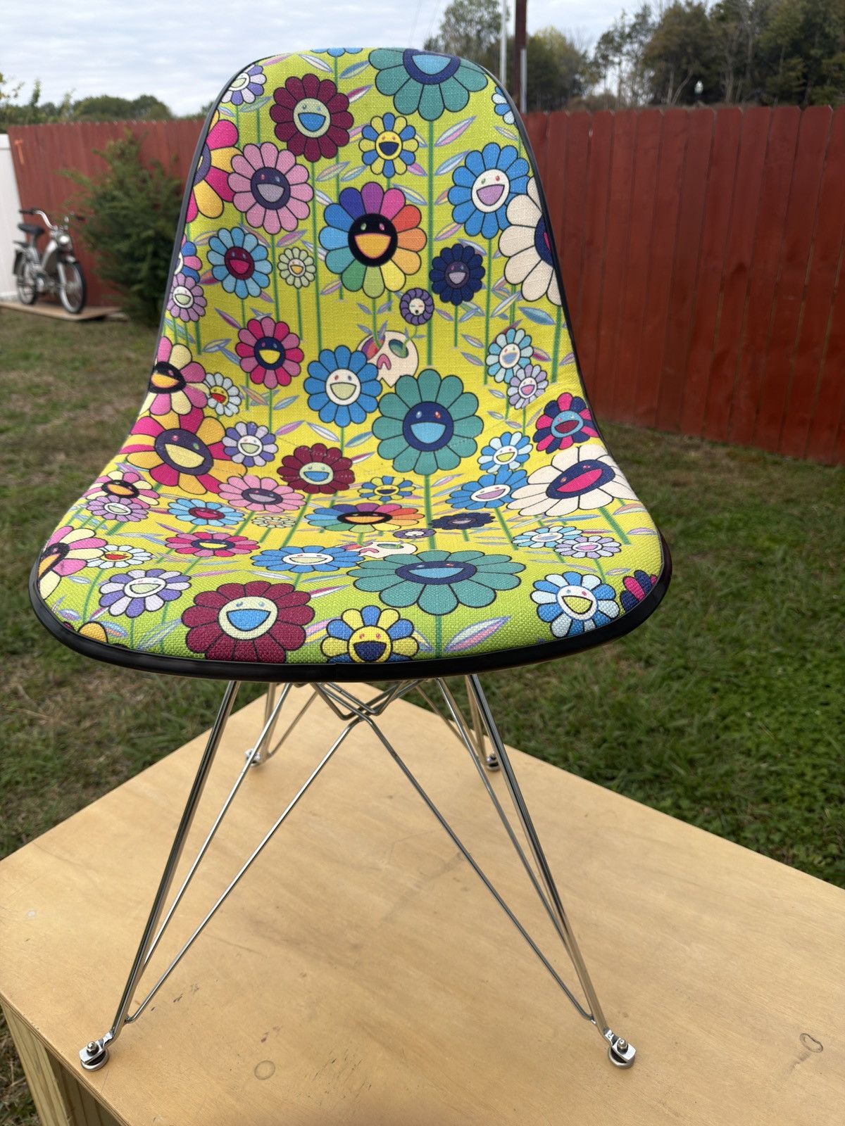 Takashi Murakami 2019 Takashi Murakami x Complexcon Chair Size ONE SIZE - 1 Thumbnail