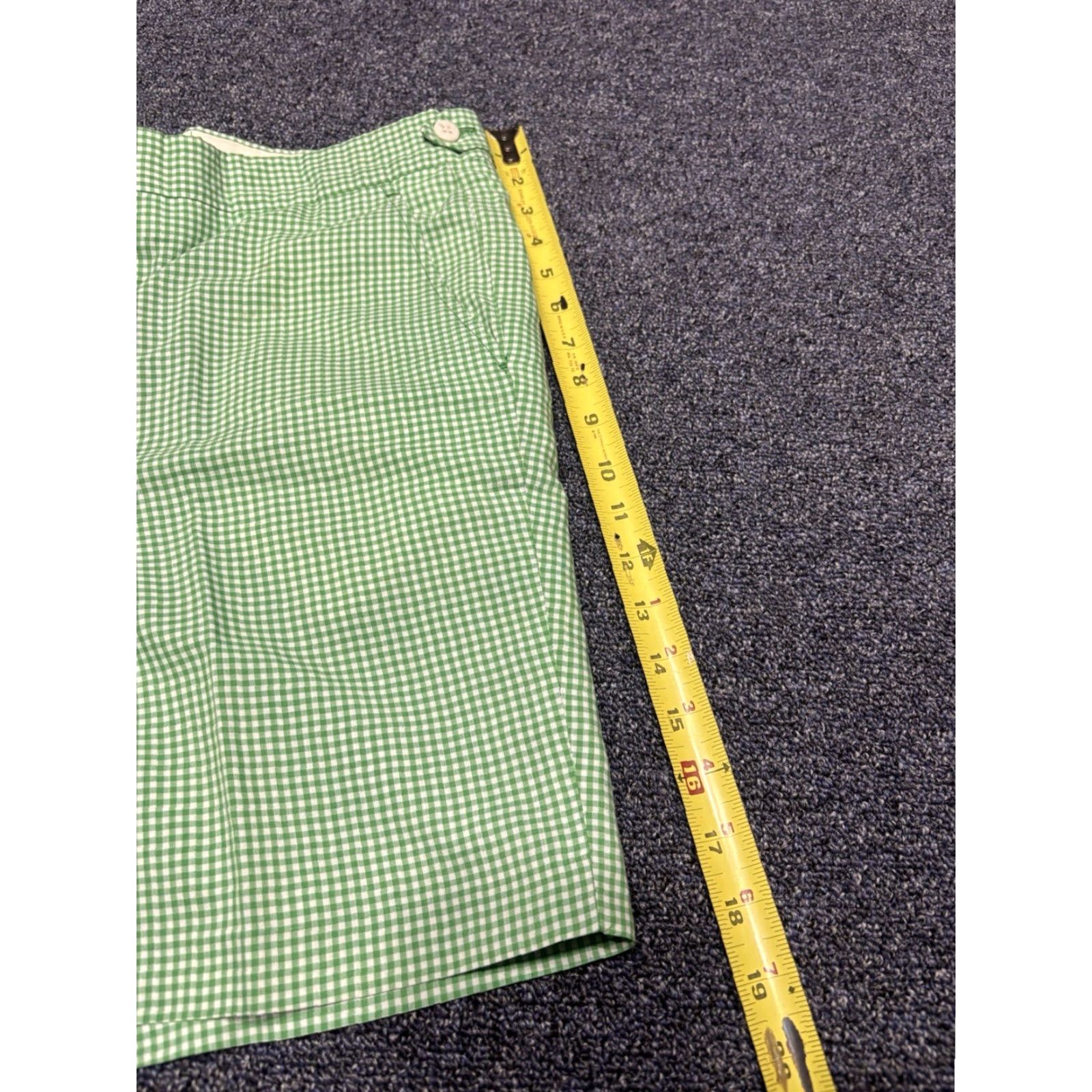 Izod VINTAGE Izod Lacoste Tennis Preppy Shorts Size 34 34 in Waist Green Knit Cotton Flat Front Logo Pockets Boating Sailing 80s Mens Shorts Size US 34 / EU 50 - 3 Thumbnail